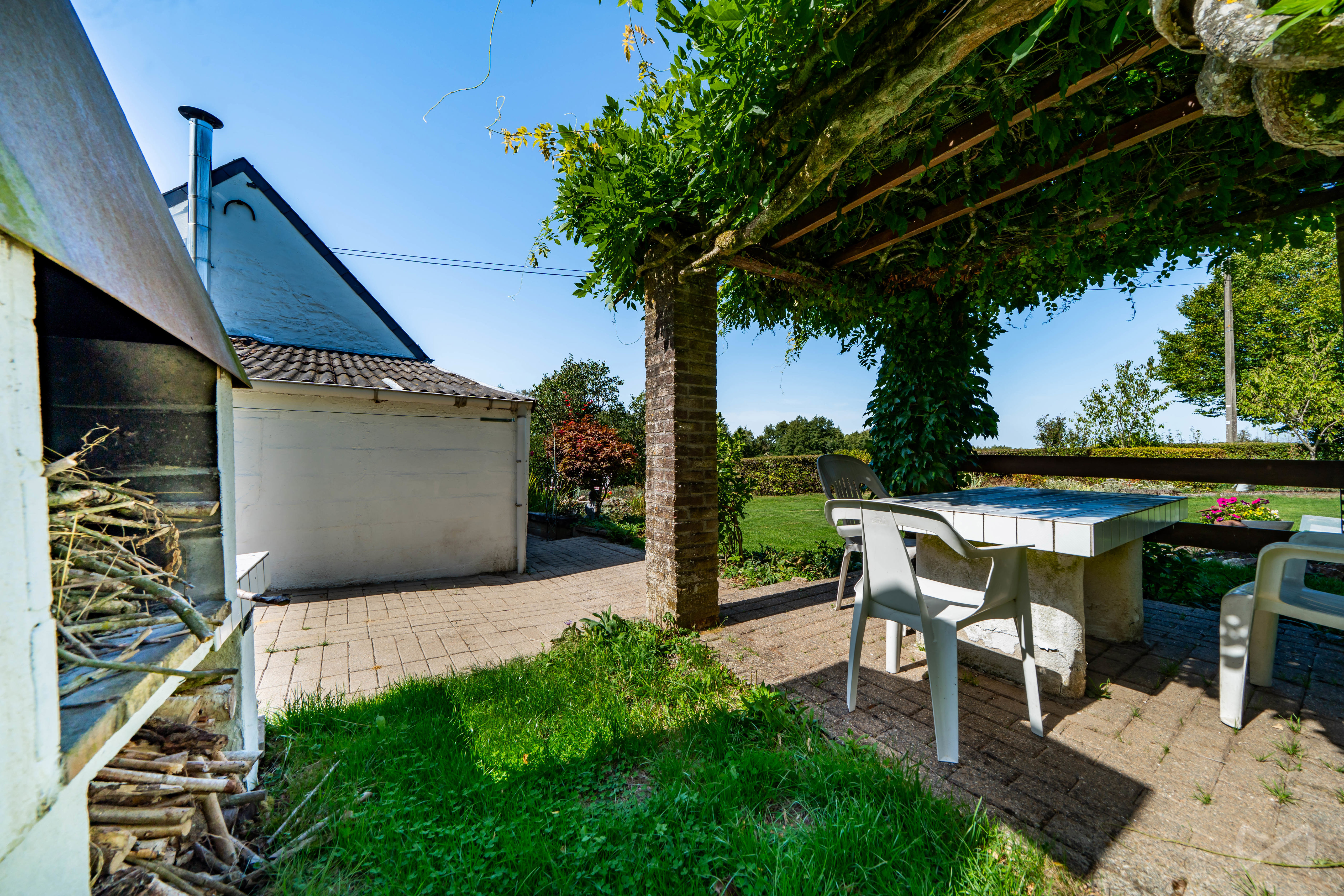 Picture 1 of 4 for House with two bedrooms in Bourlers