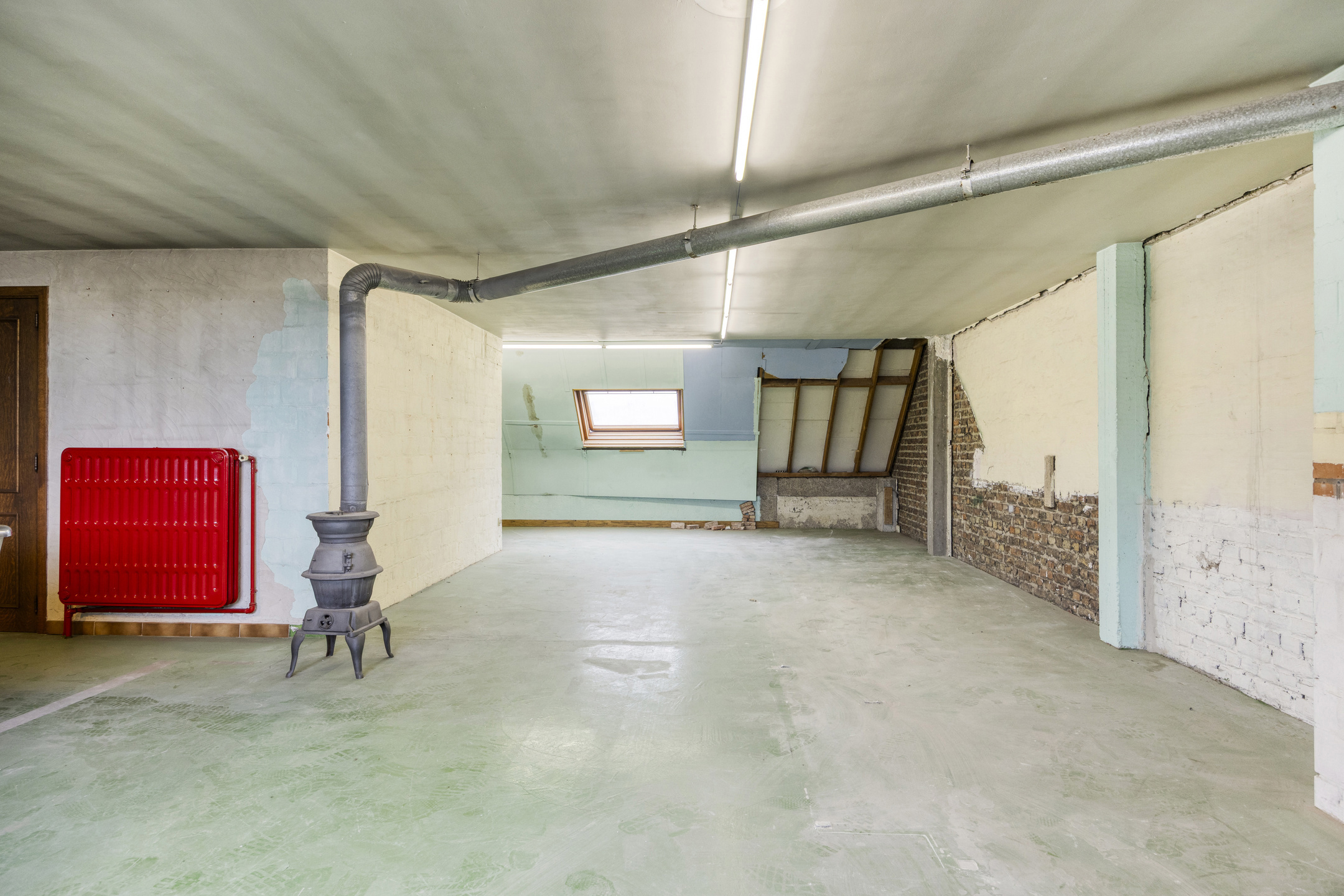 Picture 3 of 4 for Multi-purpose building with six bedrooms in Oostende