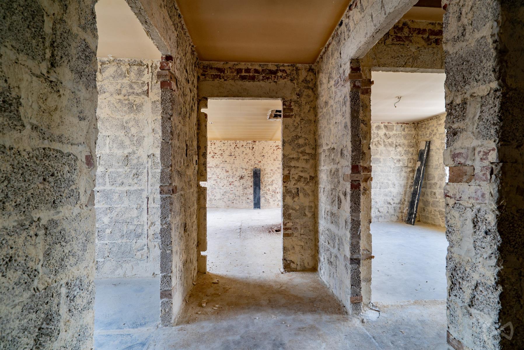 Picture 1 of 4 for House with two bedrooms in Thy-le-château