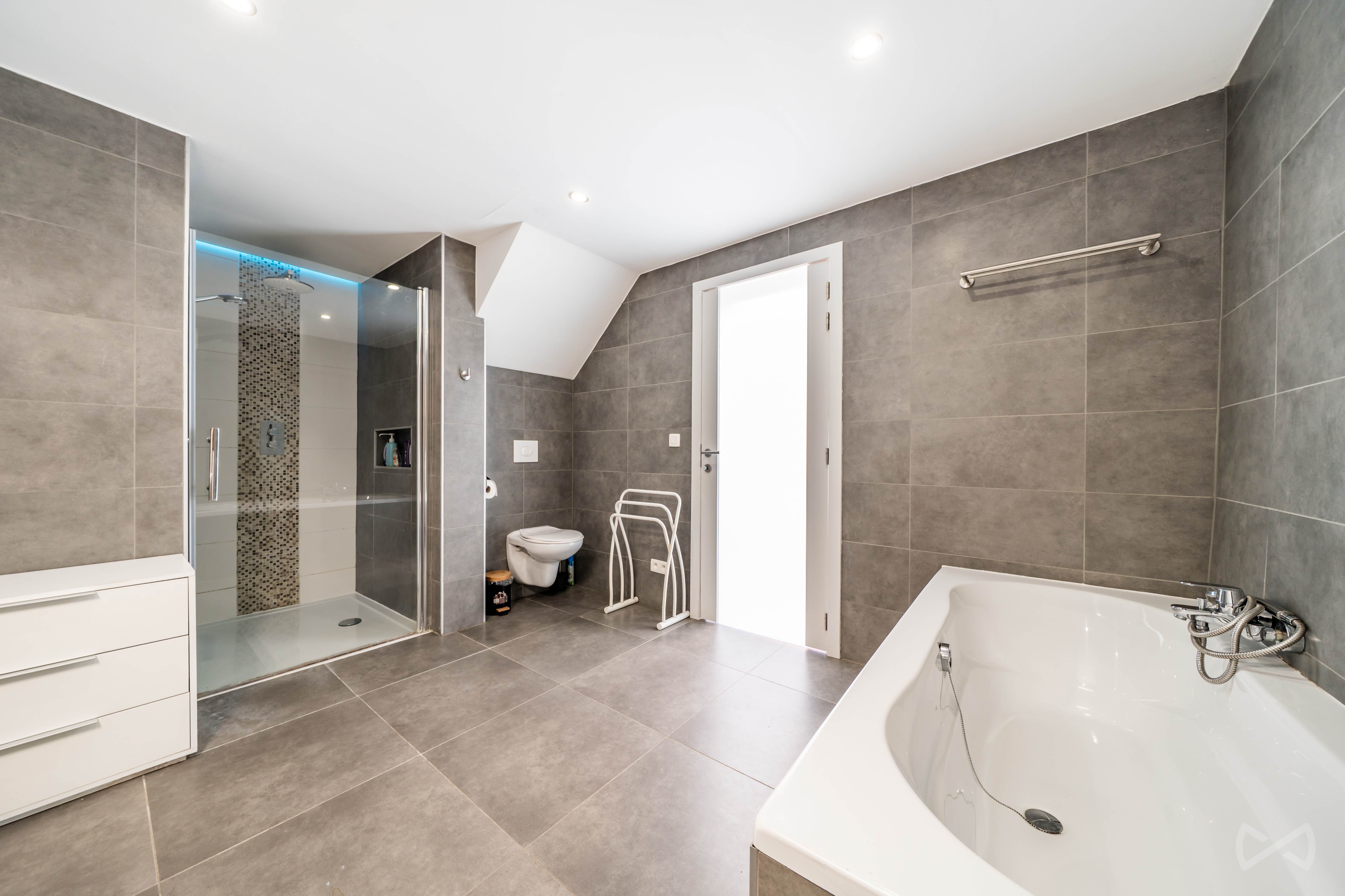 Picture 4 of 4 for House with five bedrooms in Lessines
