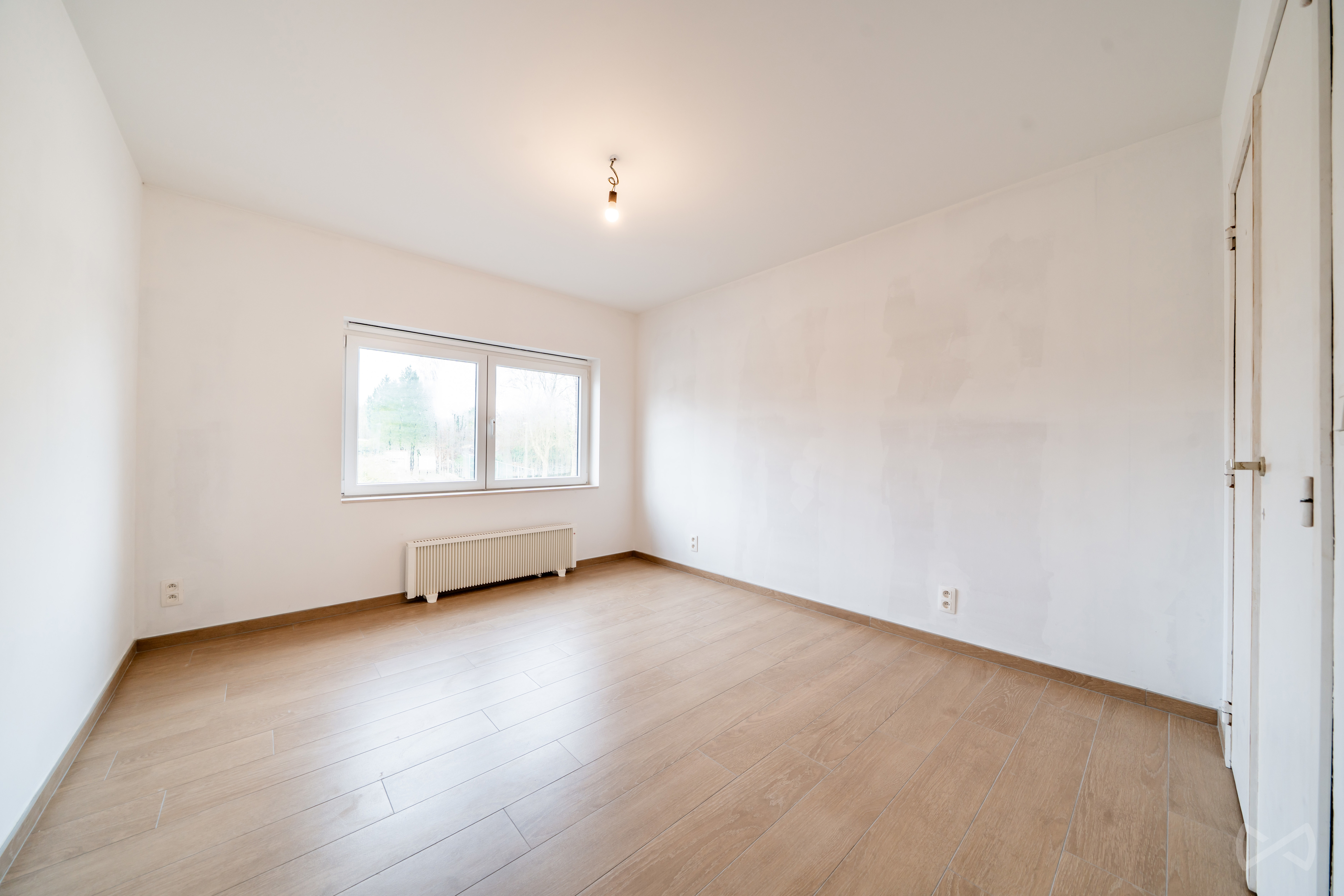 Picture 1 of 4 for Flat with three bedrooms in Orp-jauche