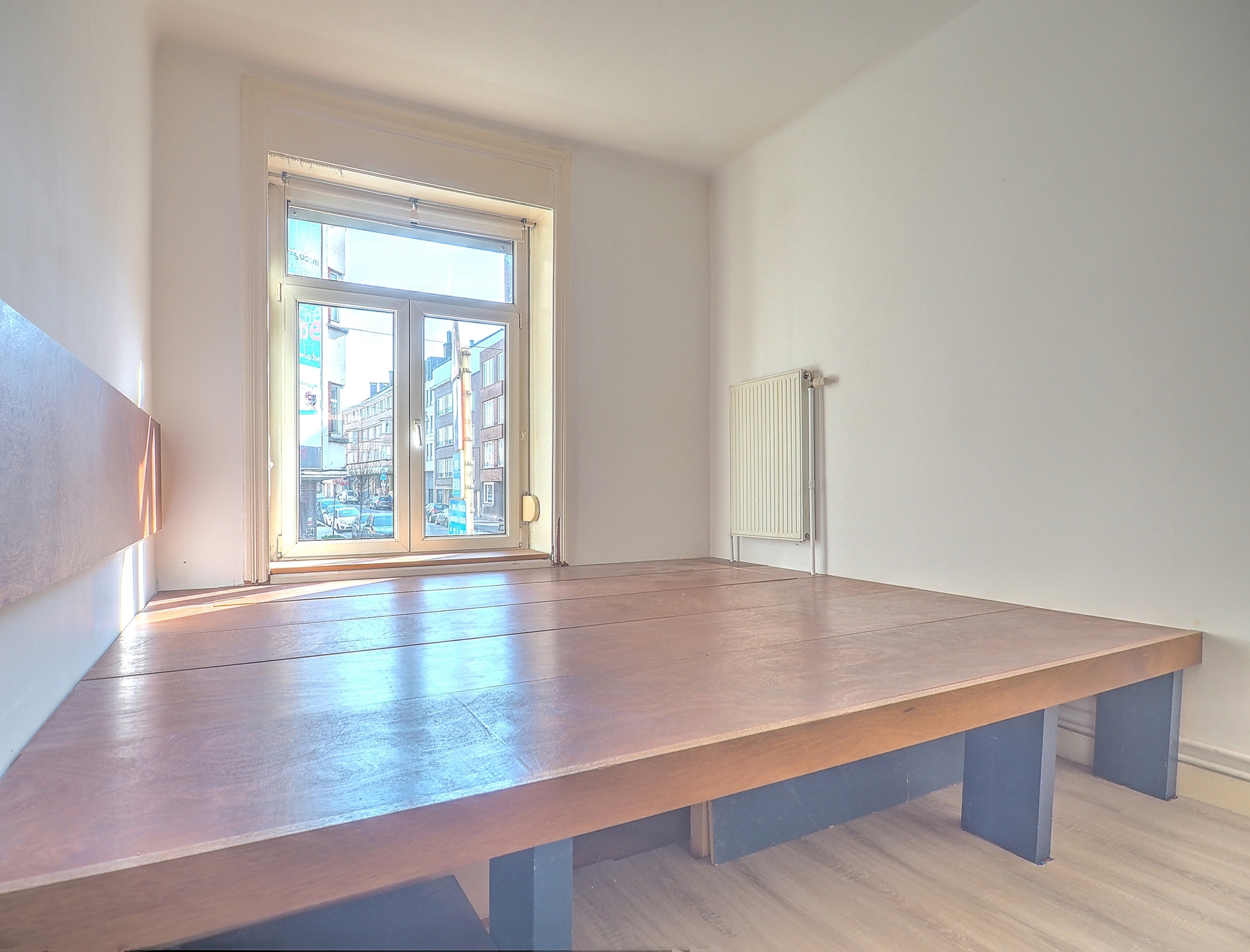Picture 1 of 5 for Studio in Uccle