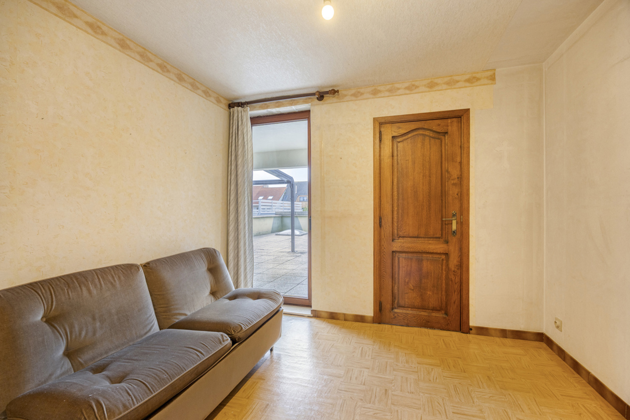 Picture 1 of 4 for Multi-purpose building with six bedrooms in Oostende