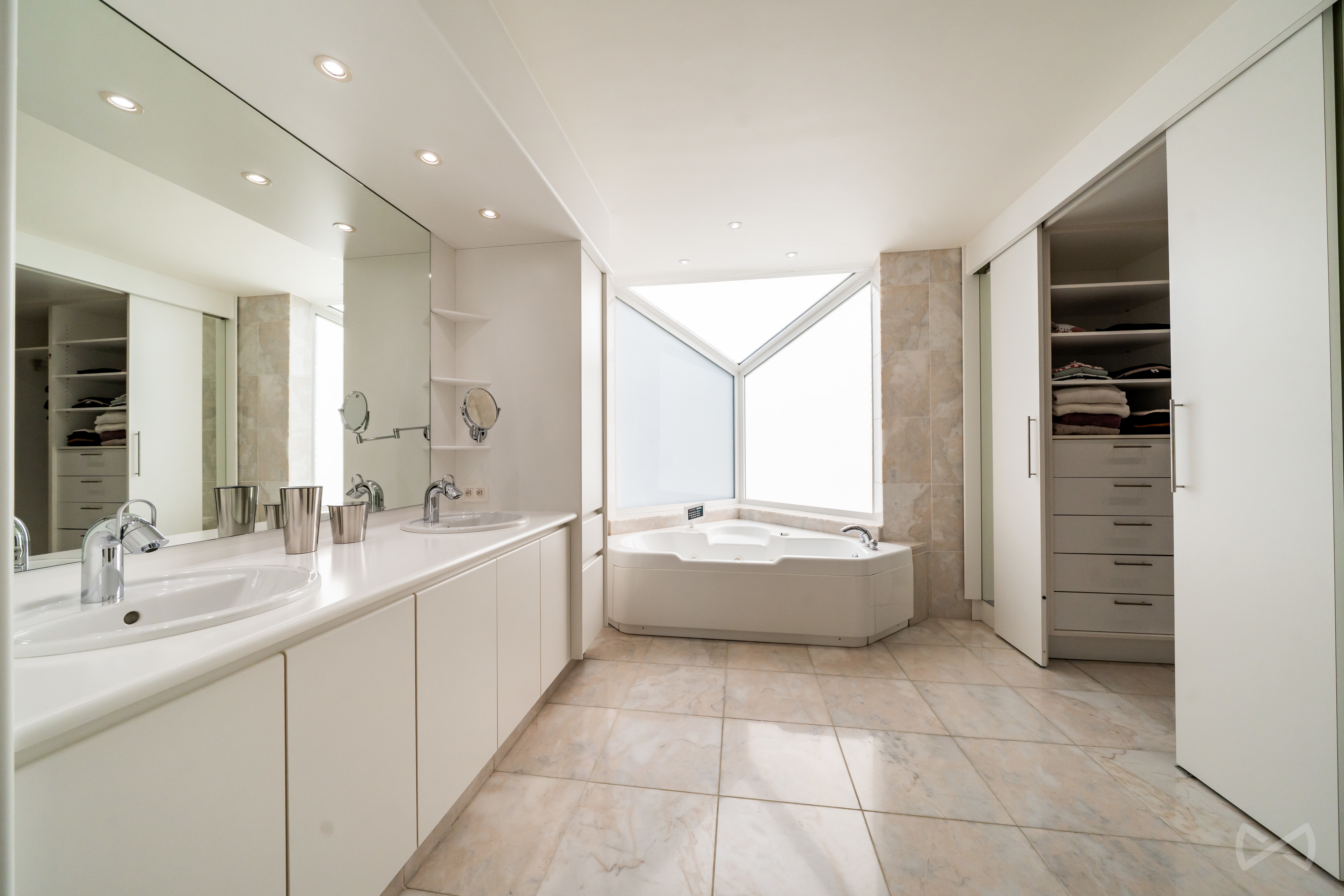 Picture 3 of 4 for House with four bedrooms in Ham-sur-heure-nalinnes
