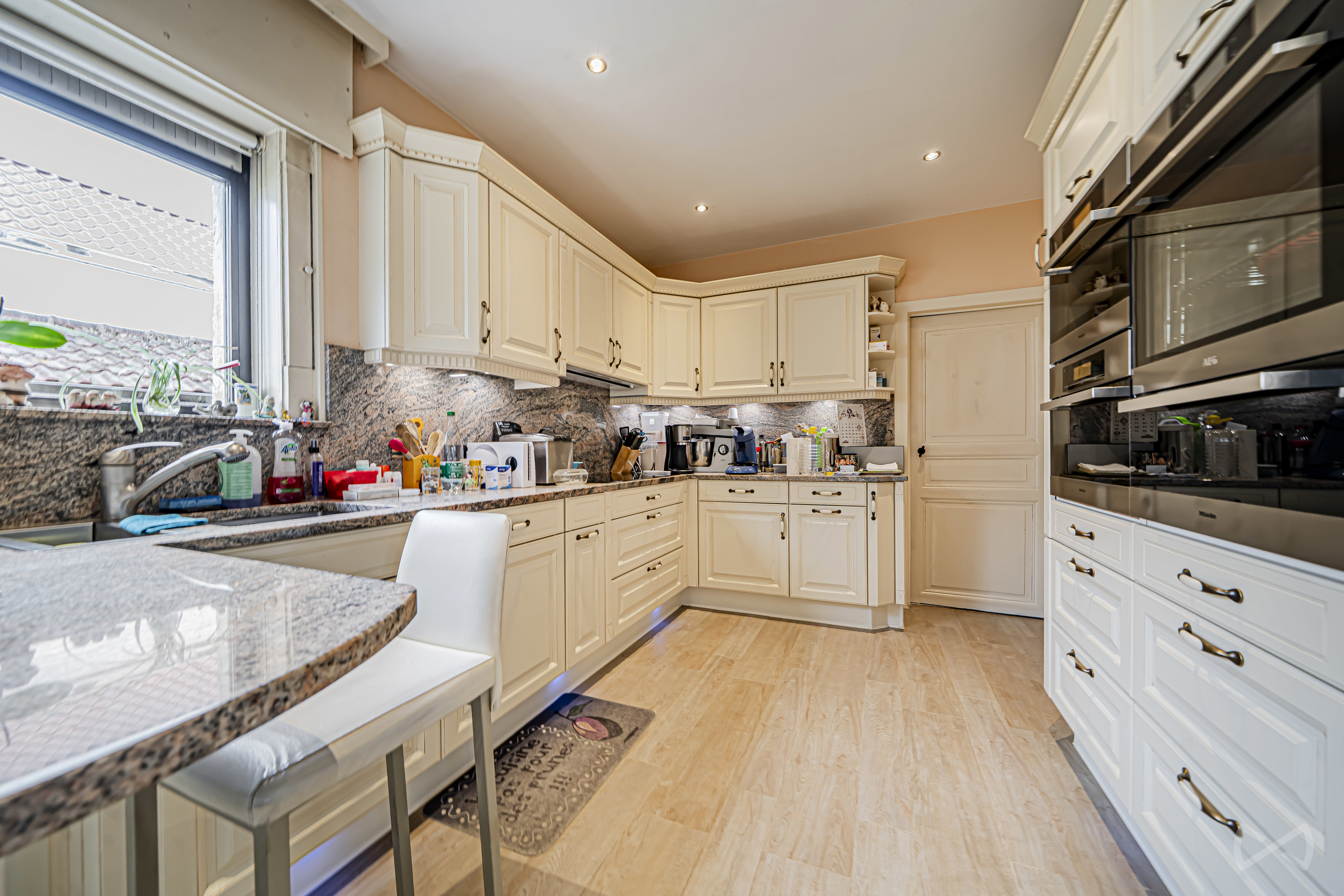 Picture 4 of 4 for Villa with five bedrooms in La Louvière Houdeng-Goegnies