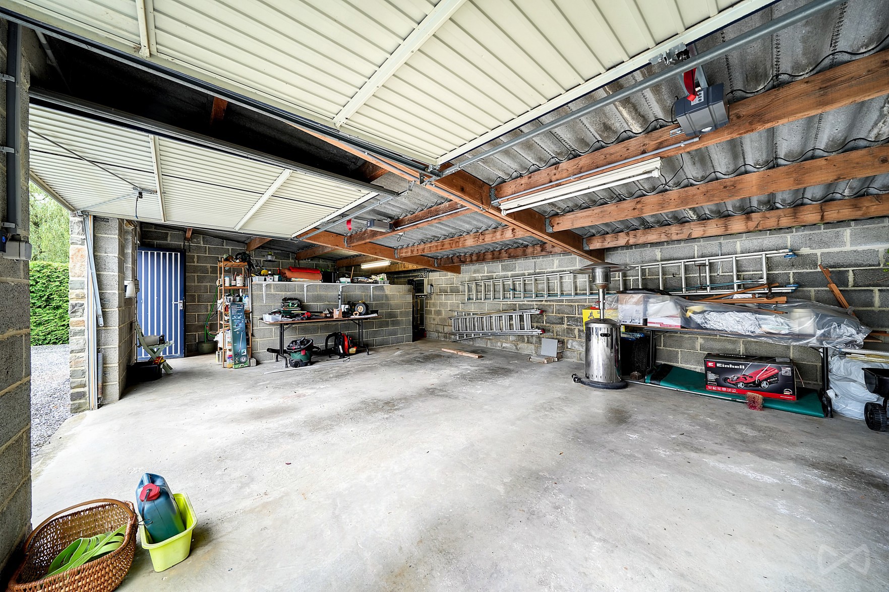 Picture 4 of 4 for House with five bedrooms in Sougné-remouchamps