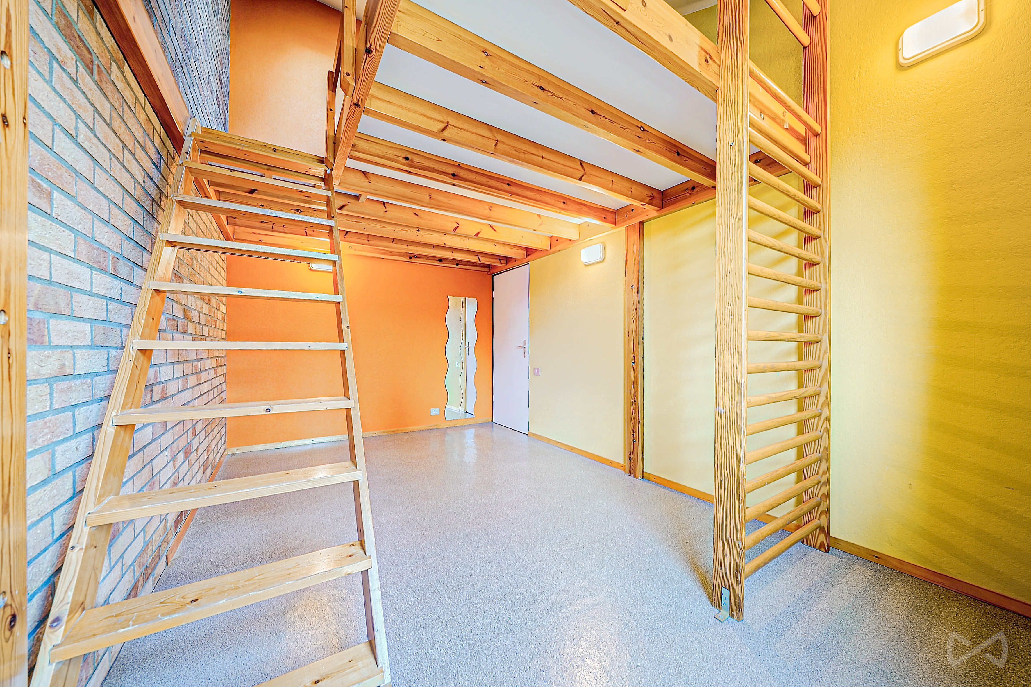 Foto 3 van 4 van Villa met vijf slaapkamers in Embourg