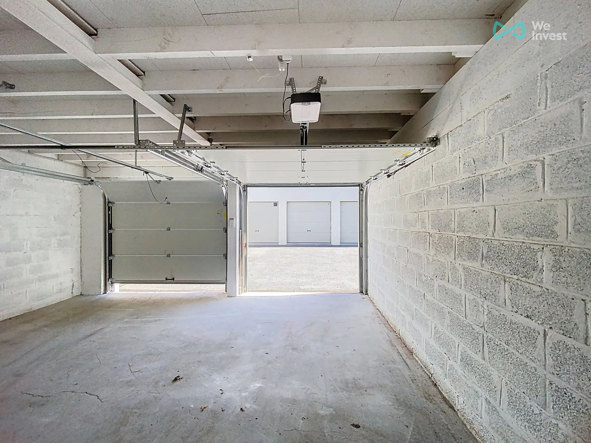 Picture 3 of 3 for Garage in Waterloo
