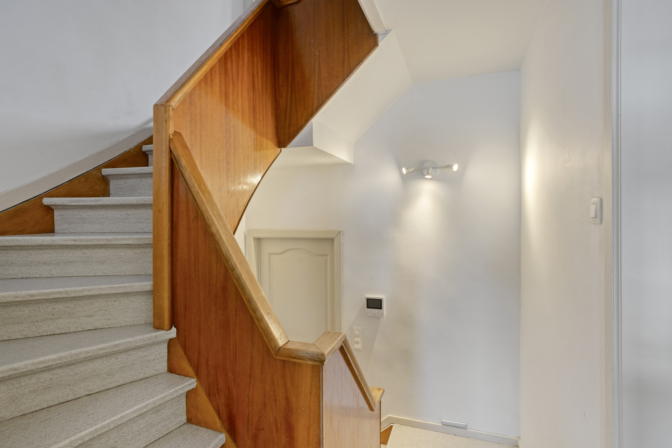 Photo 3 sur 4 pour Maison de cinq chambres à Sint-Pieters-Leeuw