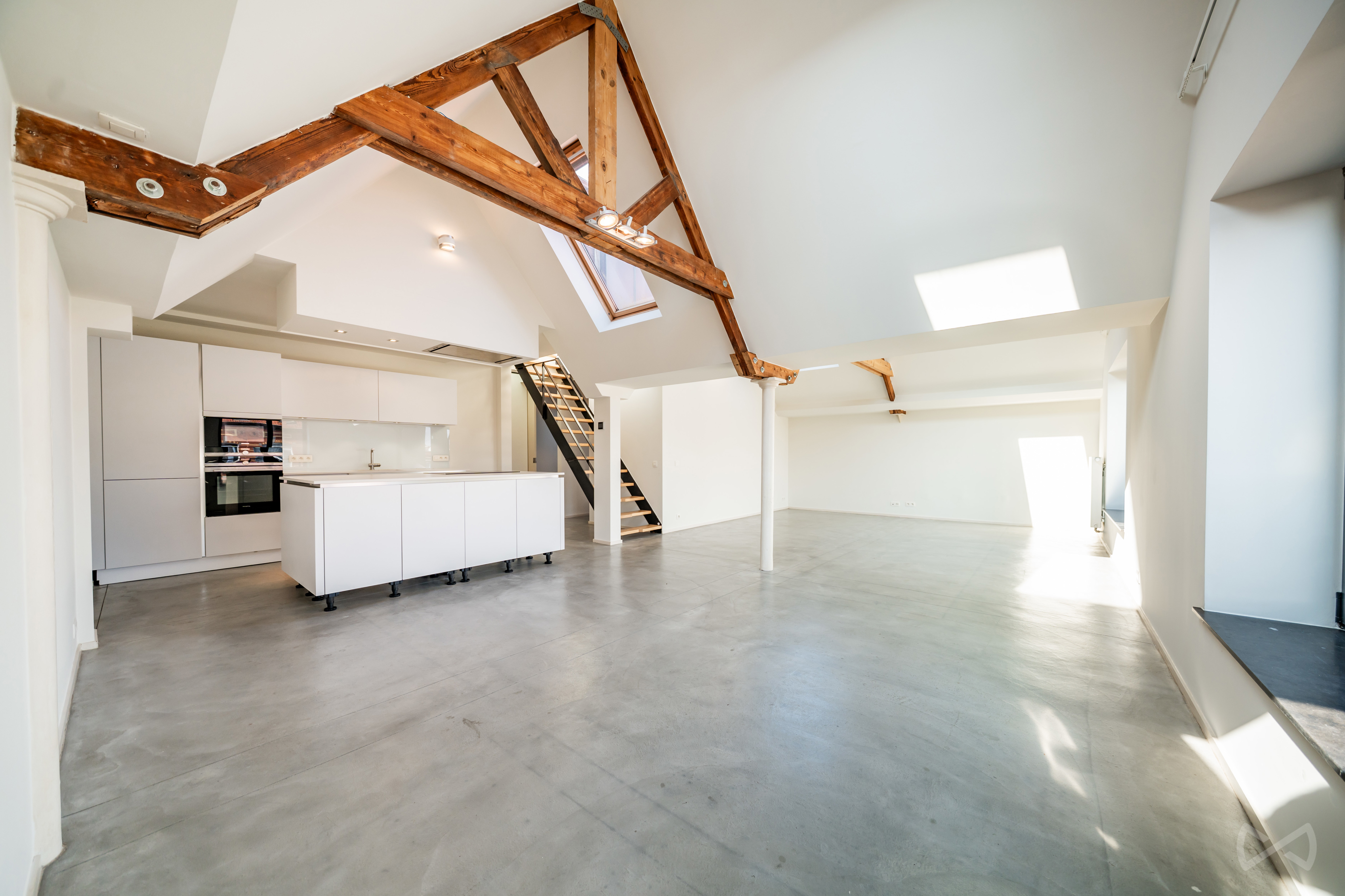 Picture 1 of 4 for Duplex with four bedrooms in Molenbeek-saint-jean