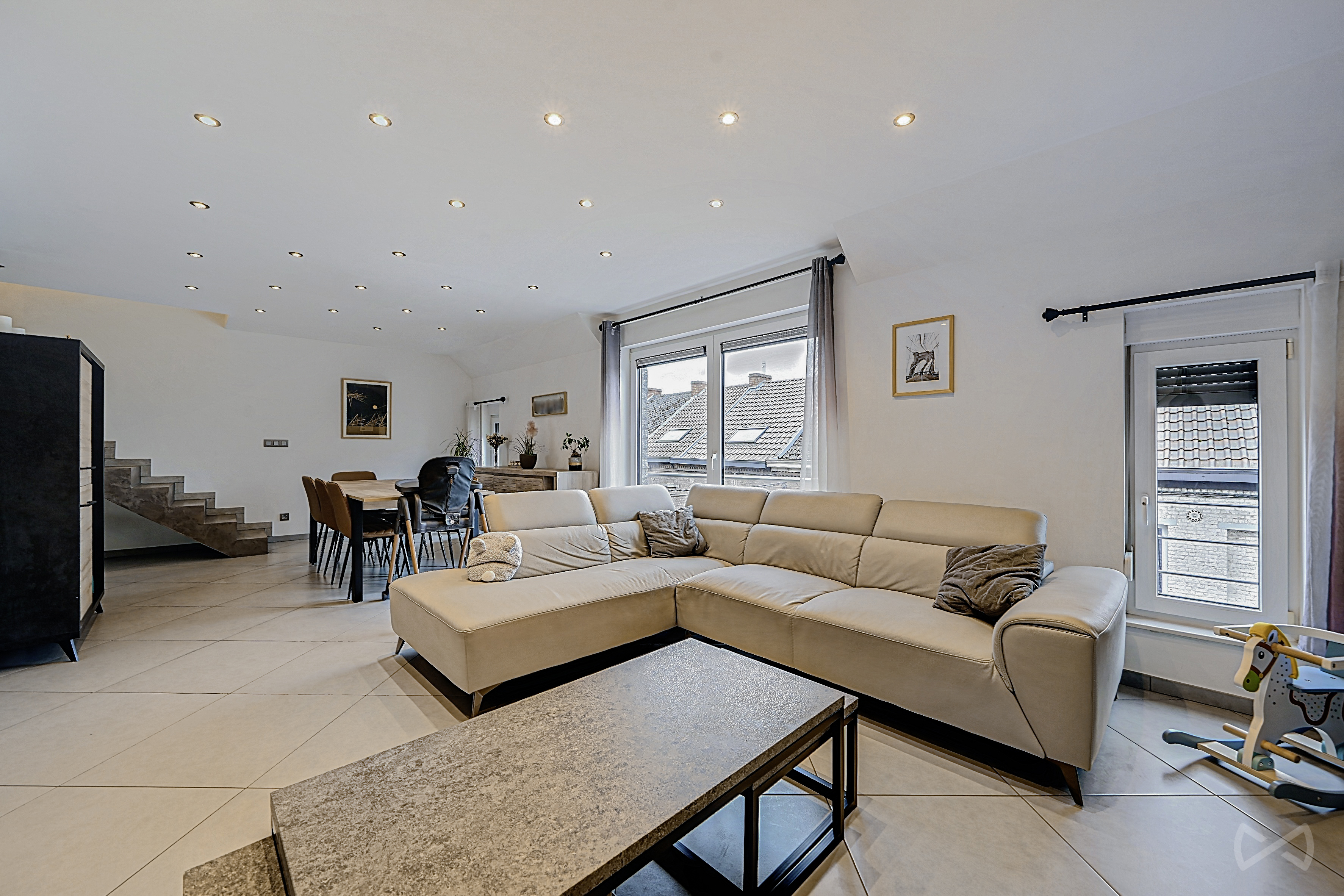 Photo 1 sur 4 pour Duplex de trois chambres à La Louvière Haine-Saint-Pierre