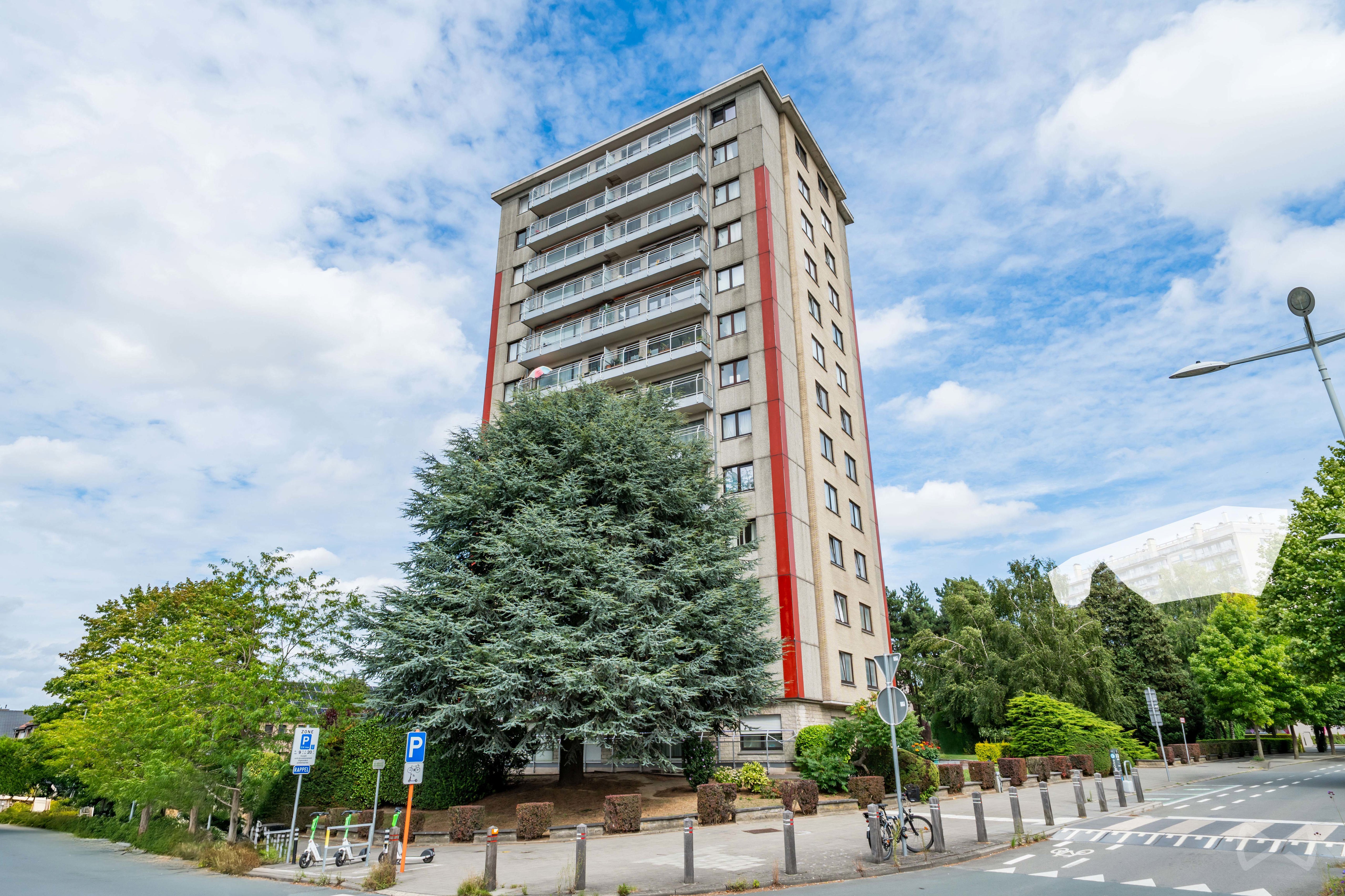 Picture 1 of 3 for Flat with three bedrooms in Ganshoren