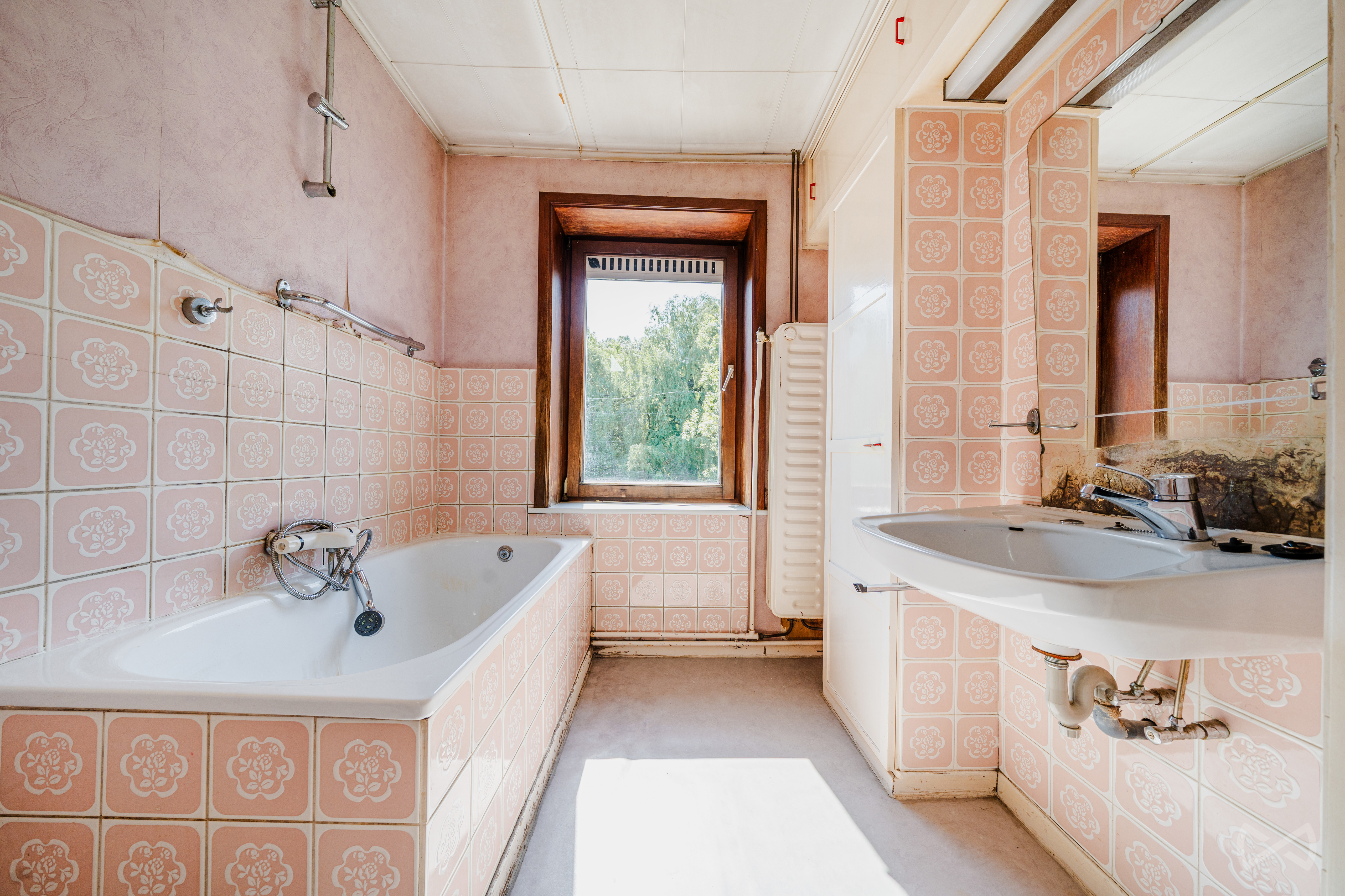 Foto 3 van 4 van Huis met drie slaapkamers in Montignies-sur-Sambre