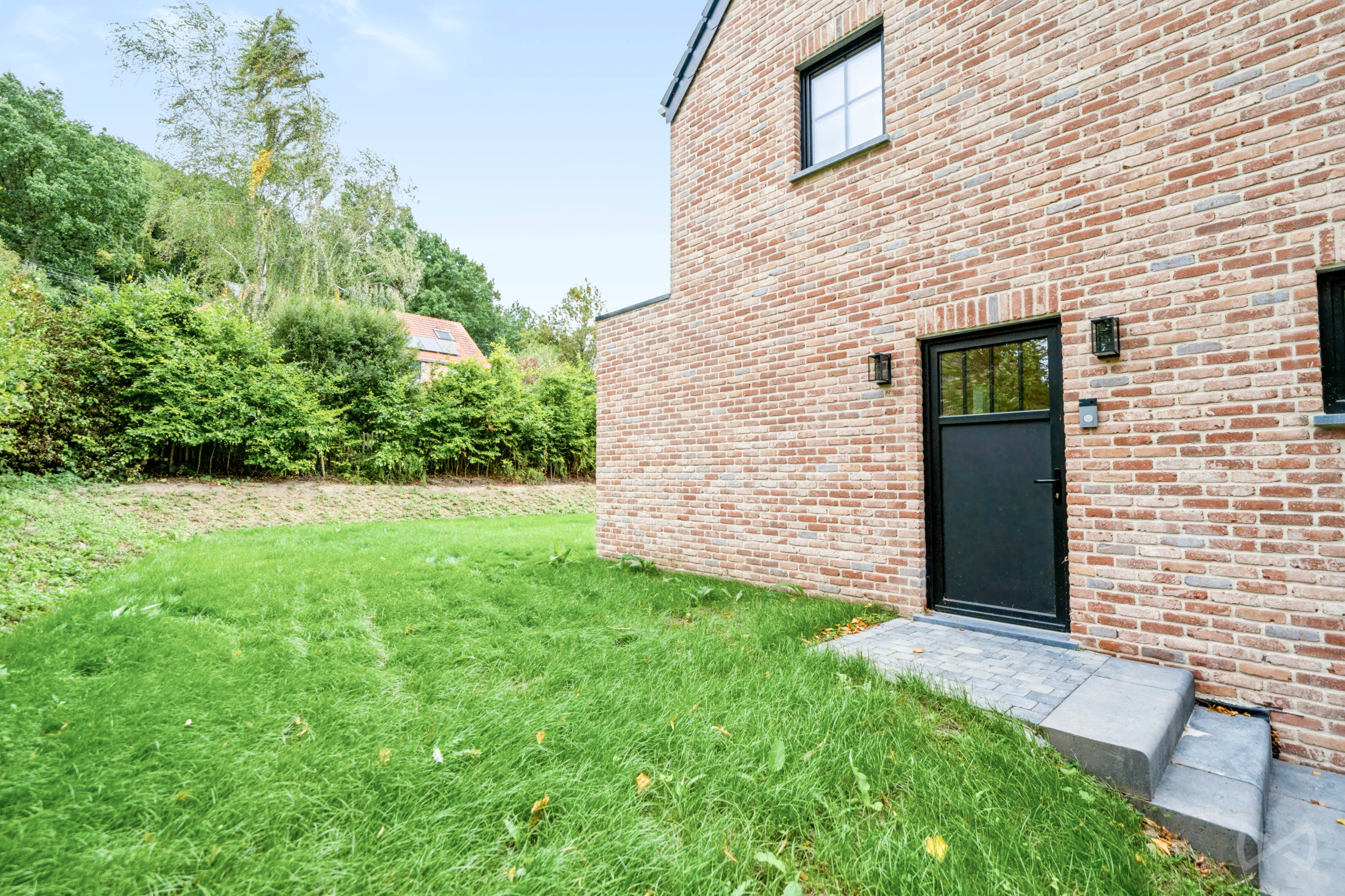 Picture 1 of 4 for Villa with five bedrooms in Grez-doiceau