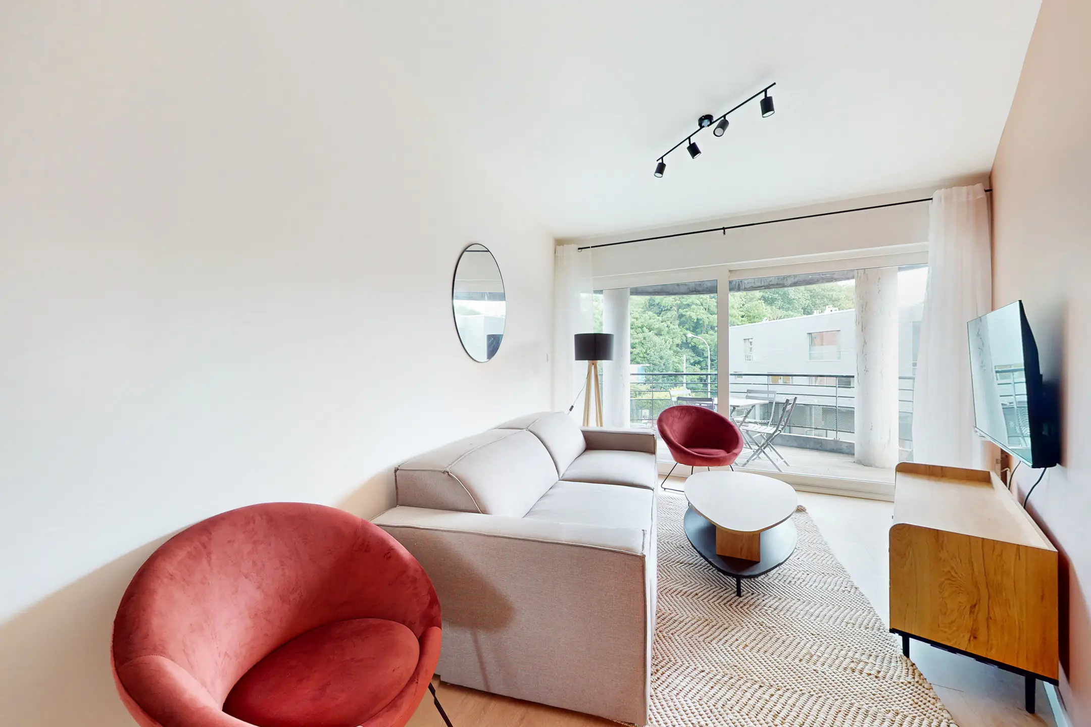 Picture 2 of 3 for Flat with five bedrooms in Uccle