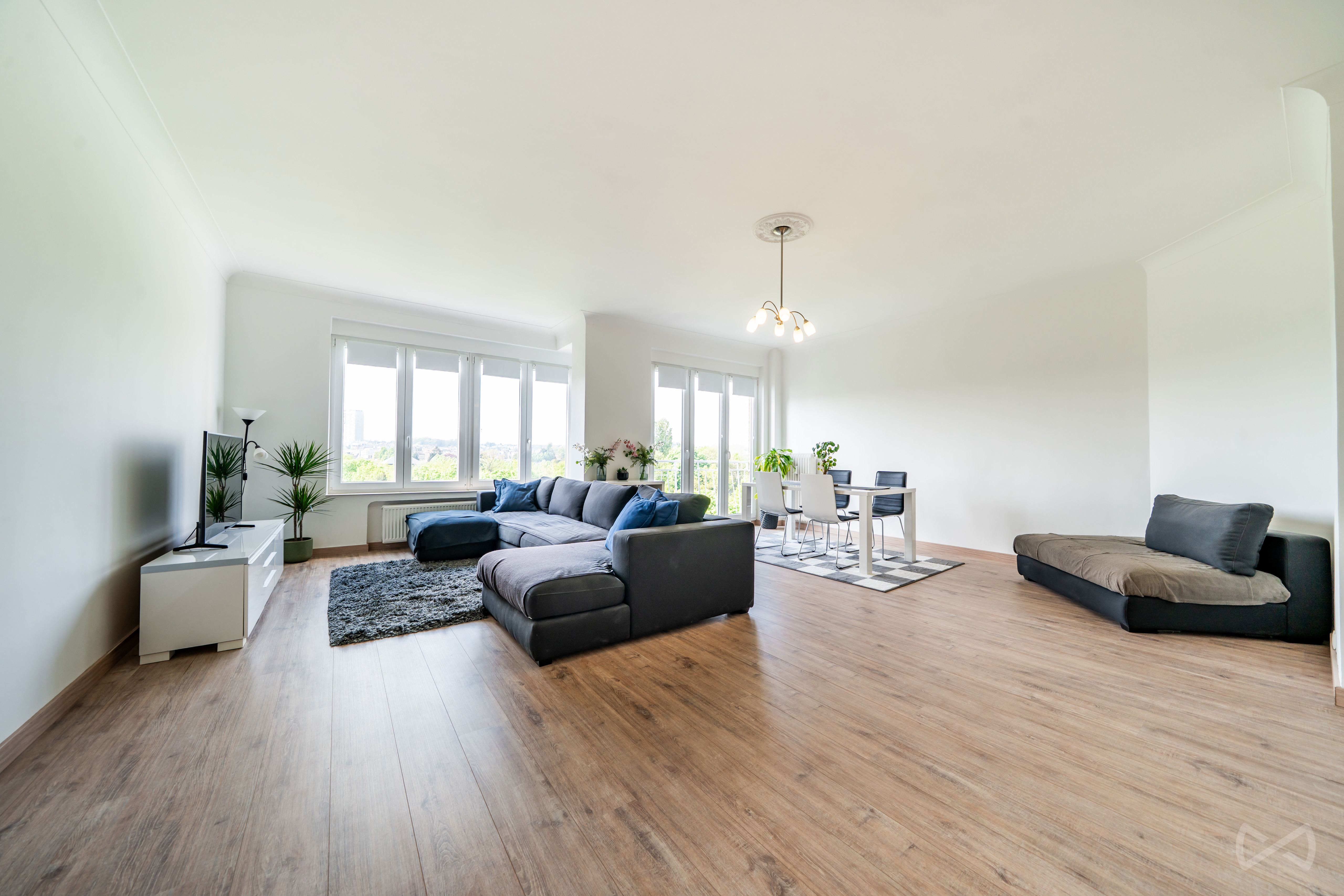 Picture 2 of 3 for Flat with two bedrooms in Koekelberg