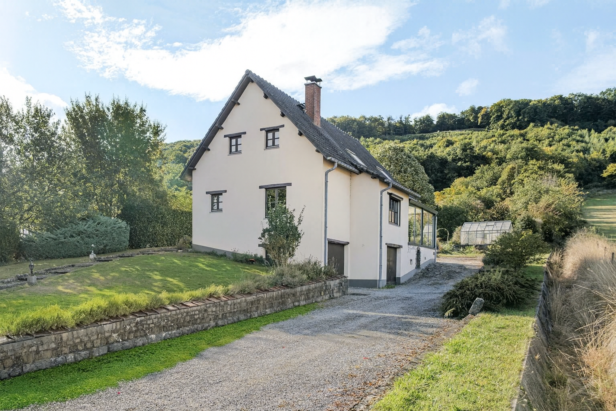 Picture 2 of 4 for House with three bedrooms in Beauraing