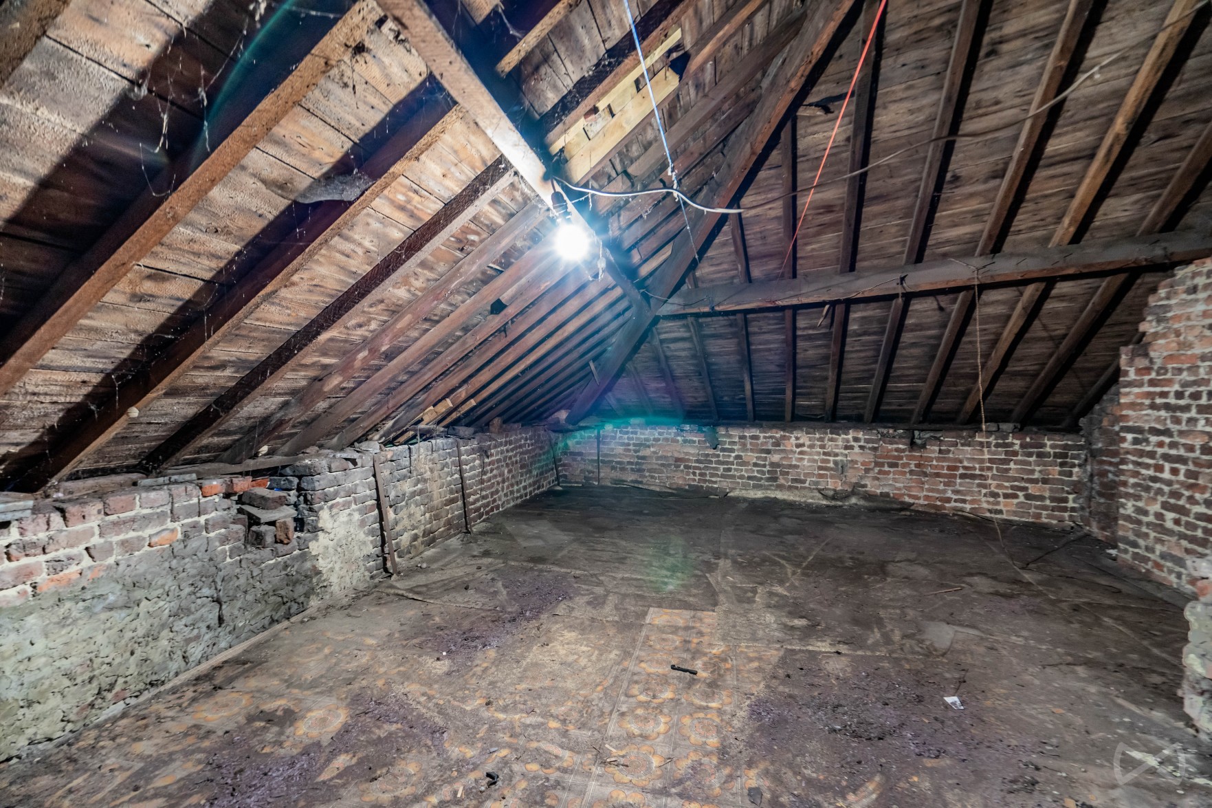 Foto 4 van 4 van Huis met vier slaapkamers in Courcelles