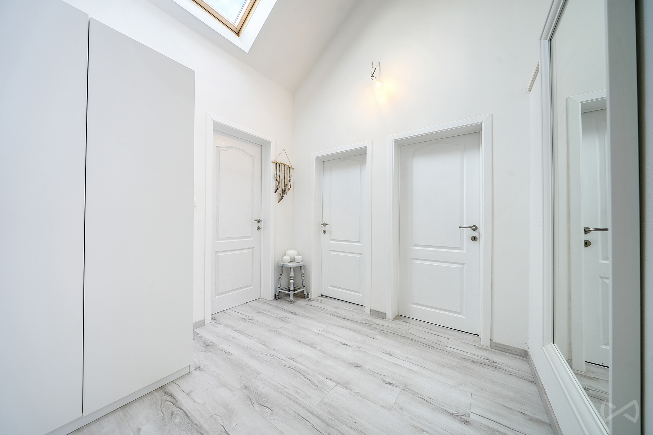 Photo 3 sur 4 pour Immeuble mixte de deux chambres à Hannut