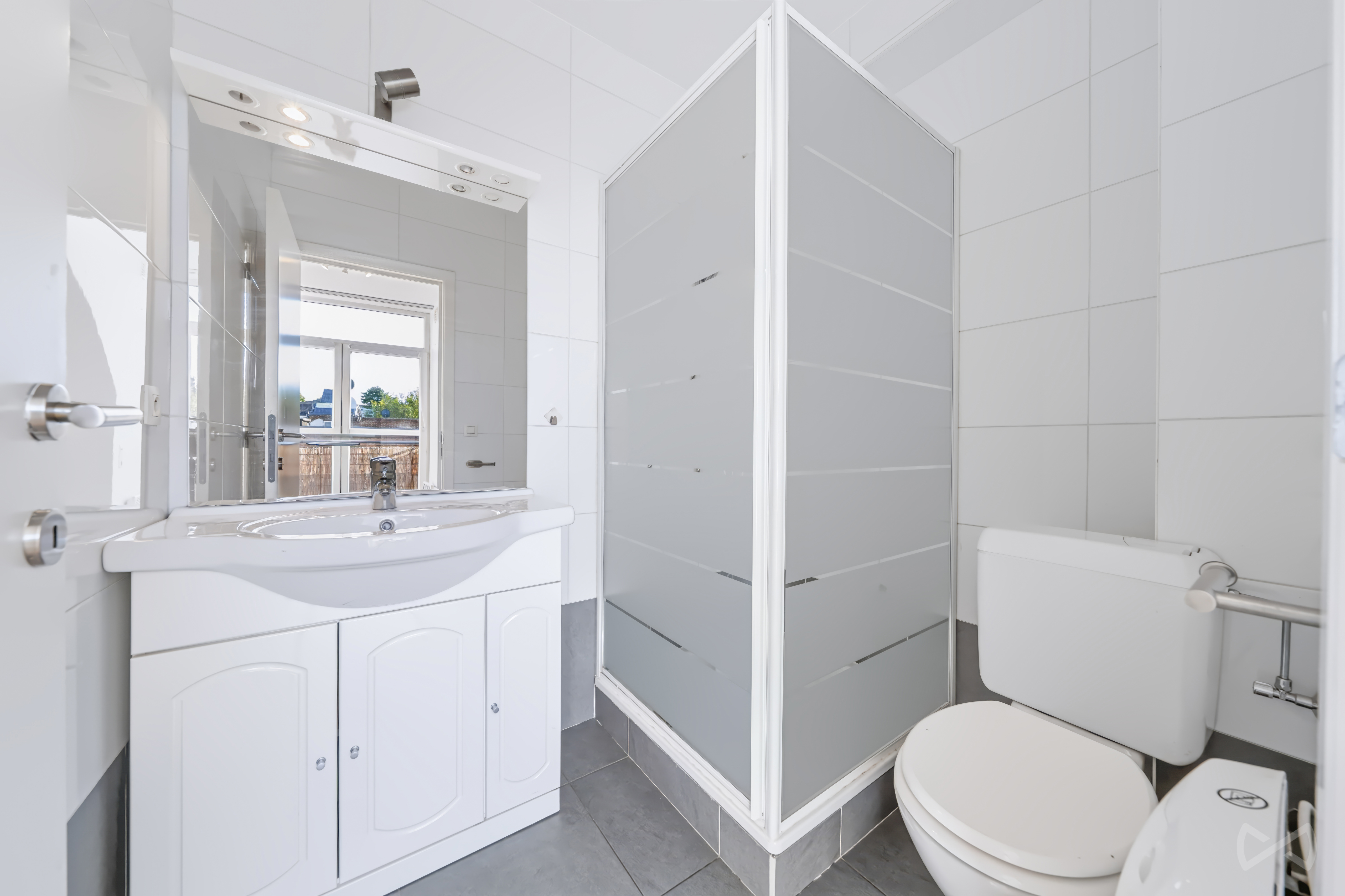 Picture 1 of 4 for Flat with two bedrooms in Saint-Nicolas