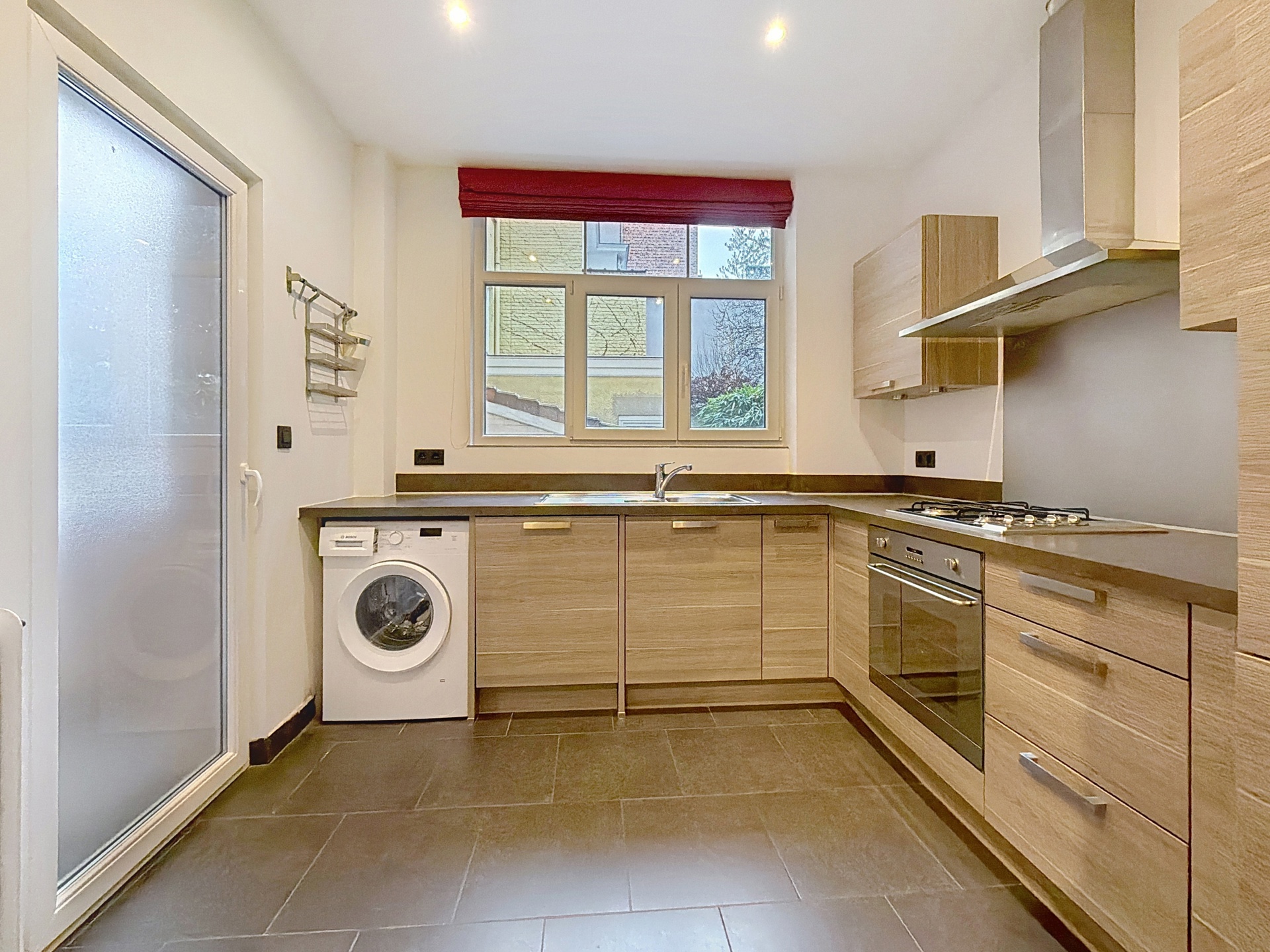 Foto 4 van 4 van Gelijkvloerse verdieping met één slaapkamer in Ixelles