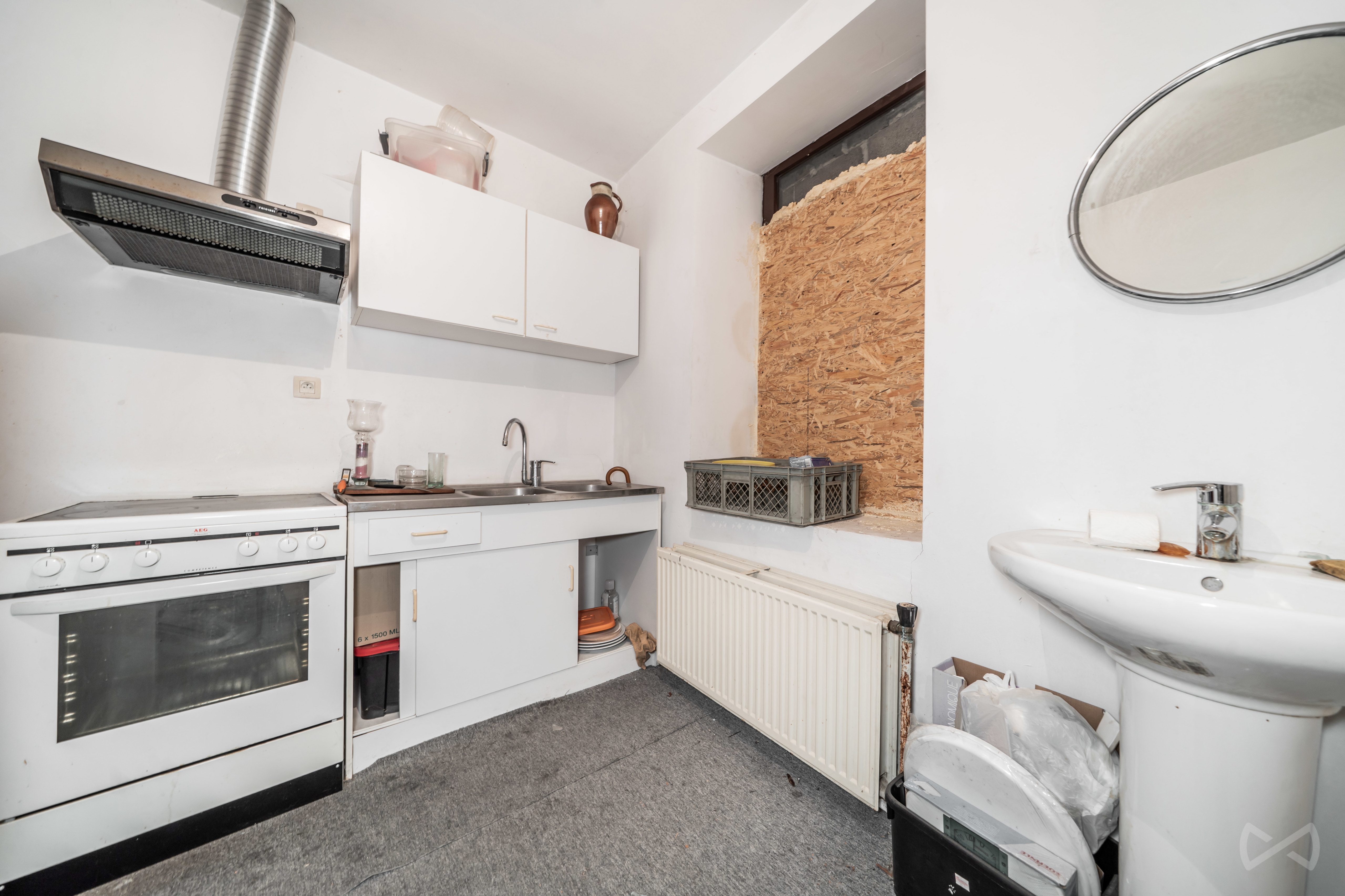 Photo 1 sur 4 pour Immeuble mixte de deux chambres à Marchienne-au-Pont