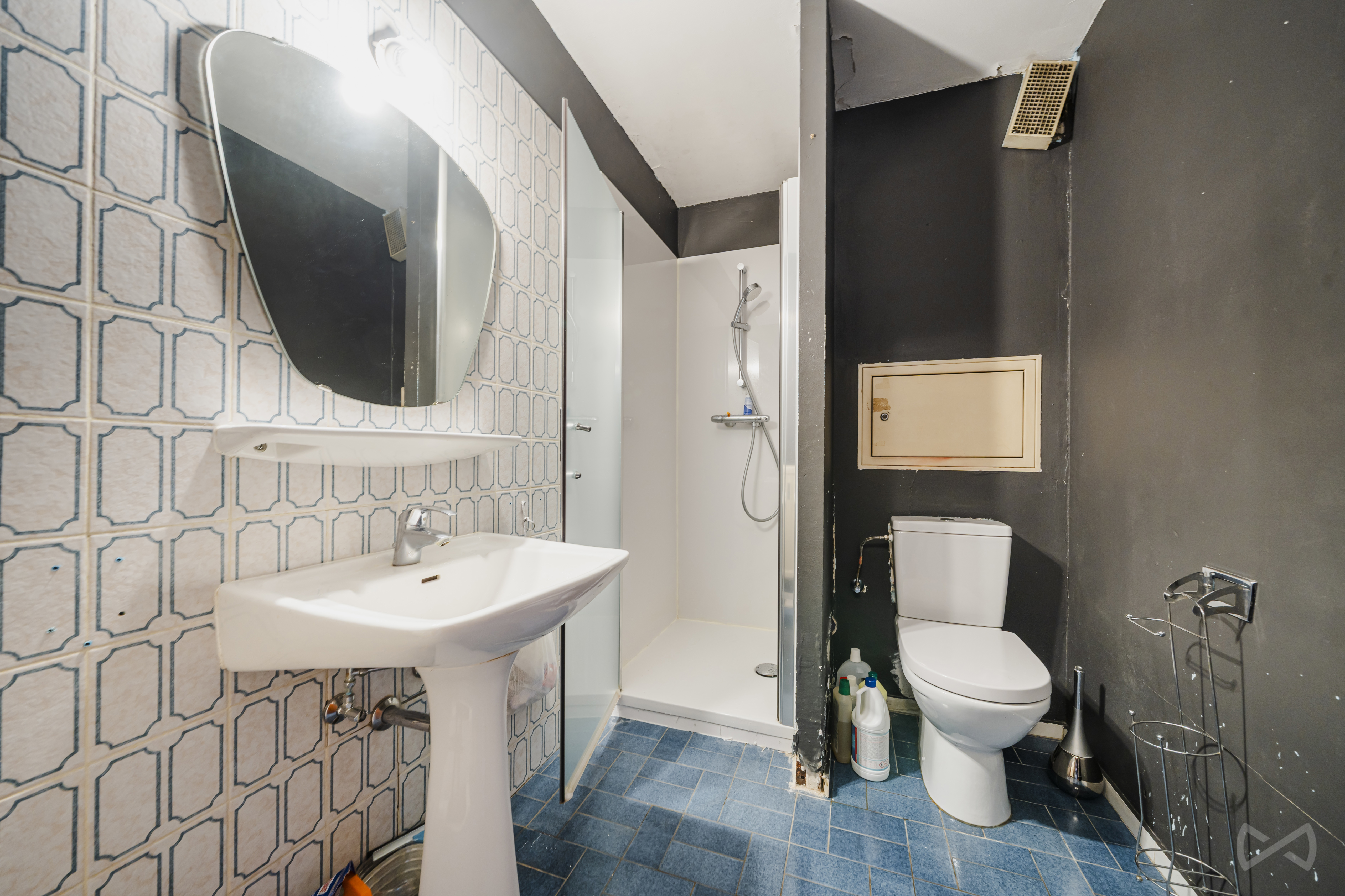 Picture 4 of 4 for Studio in Mons