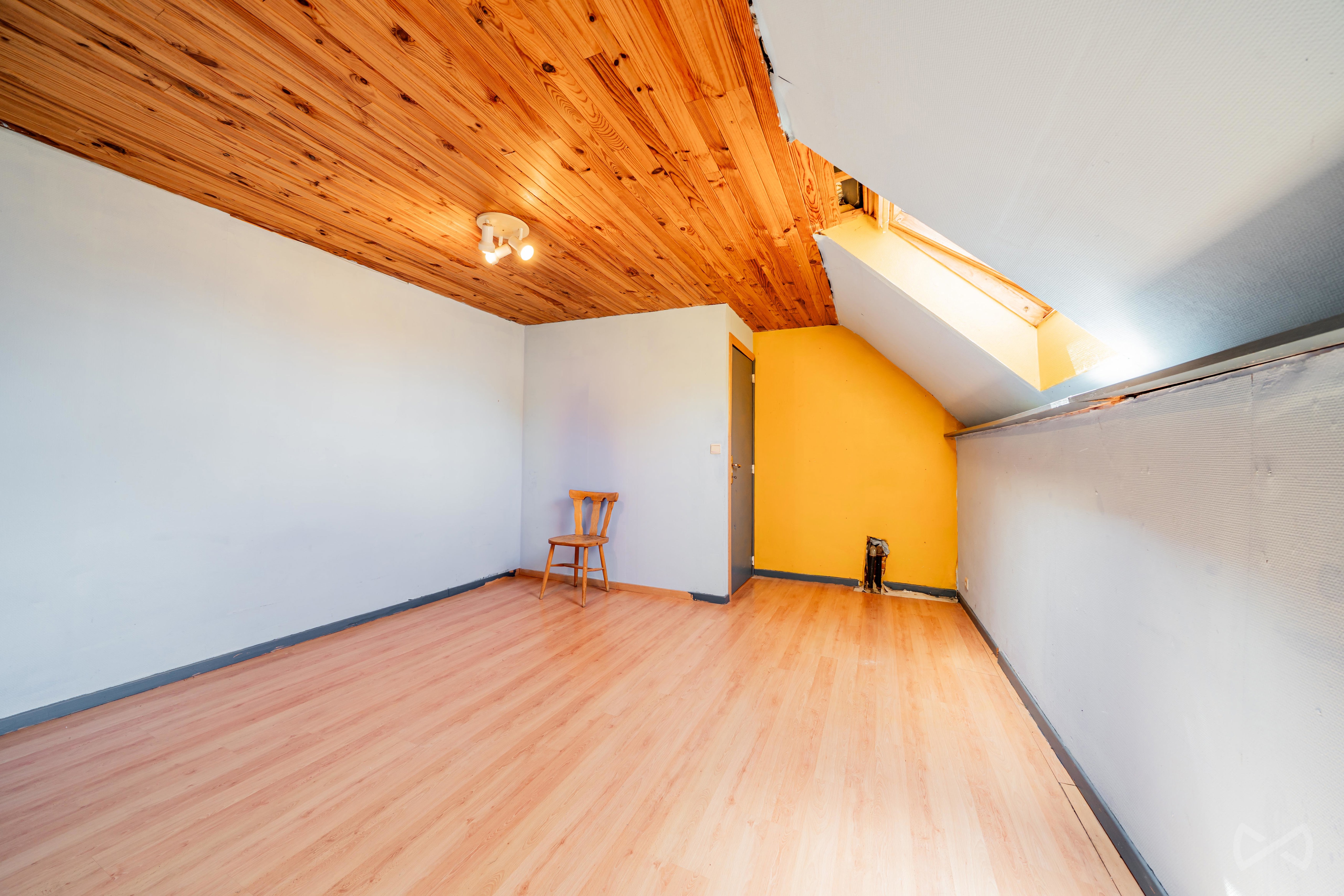 Photo 3 sur 4 pour Maison de cinq chambres à Montignies-lez-Lens