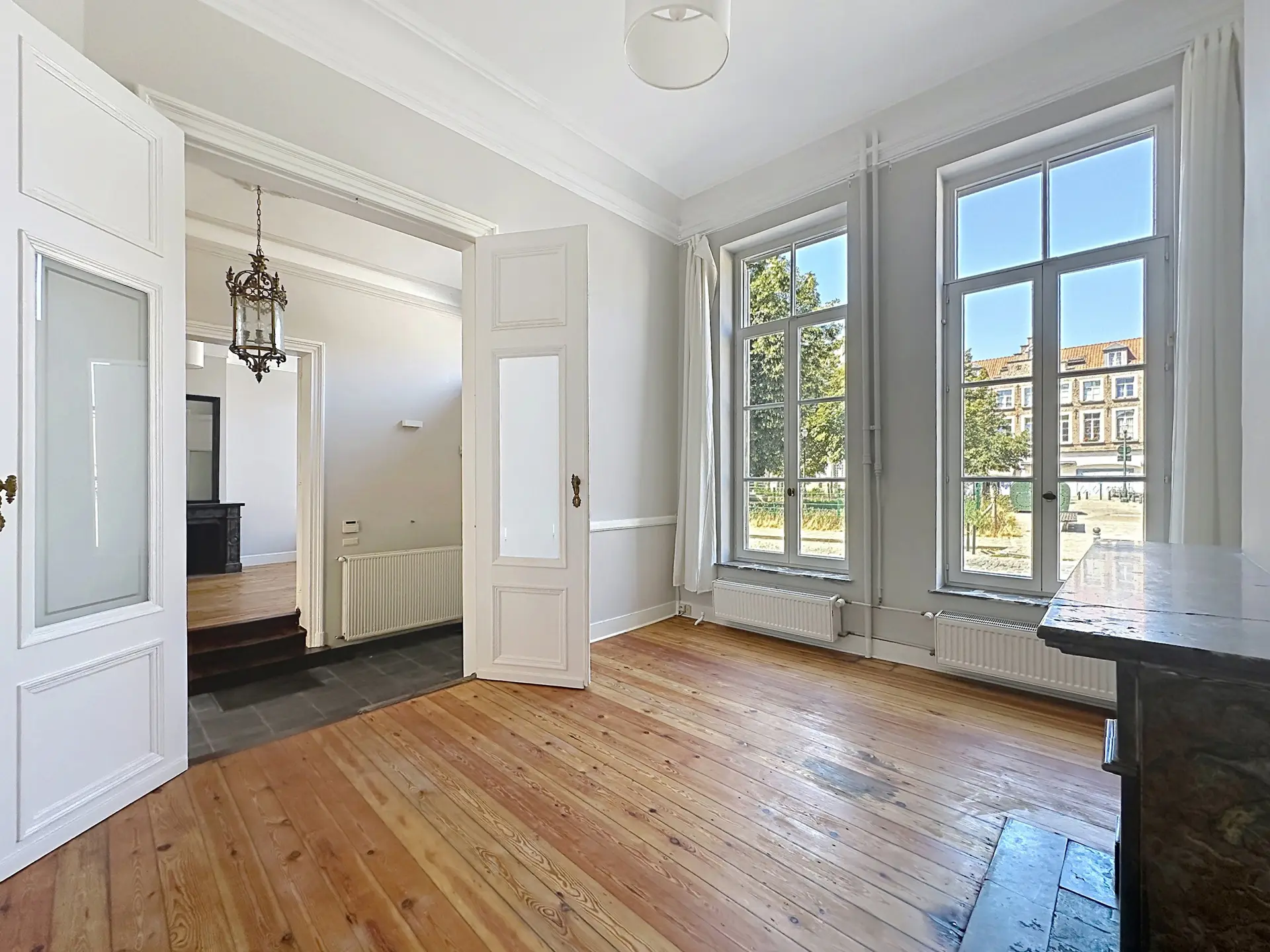 Picture 1 of 4 for Exceptional house with five bedrooms in Bruxelles