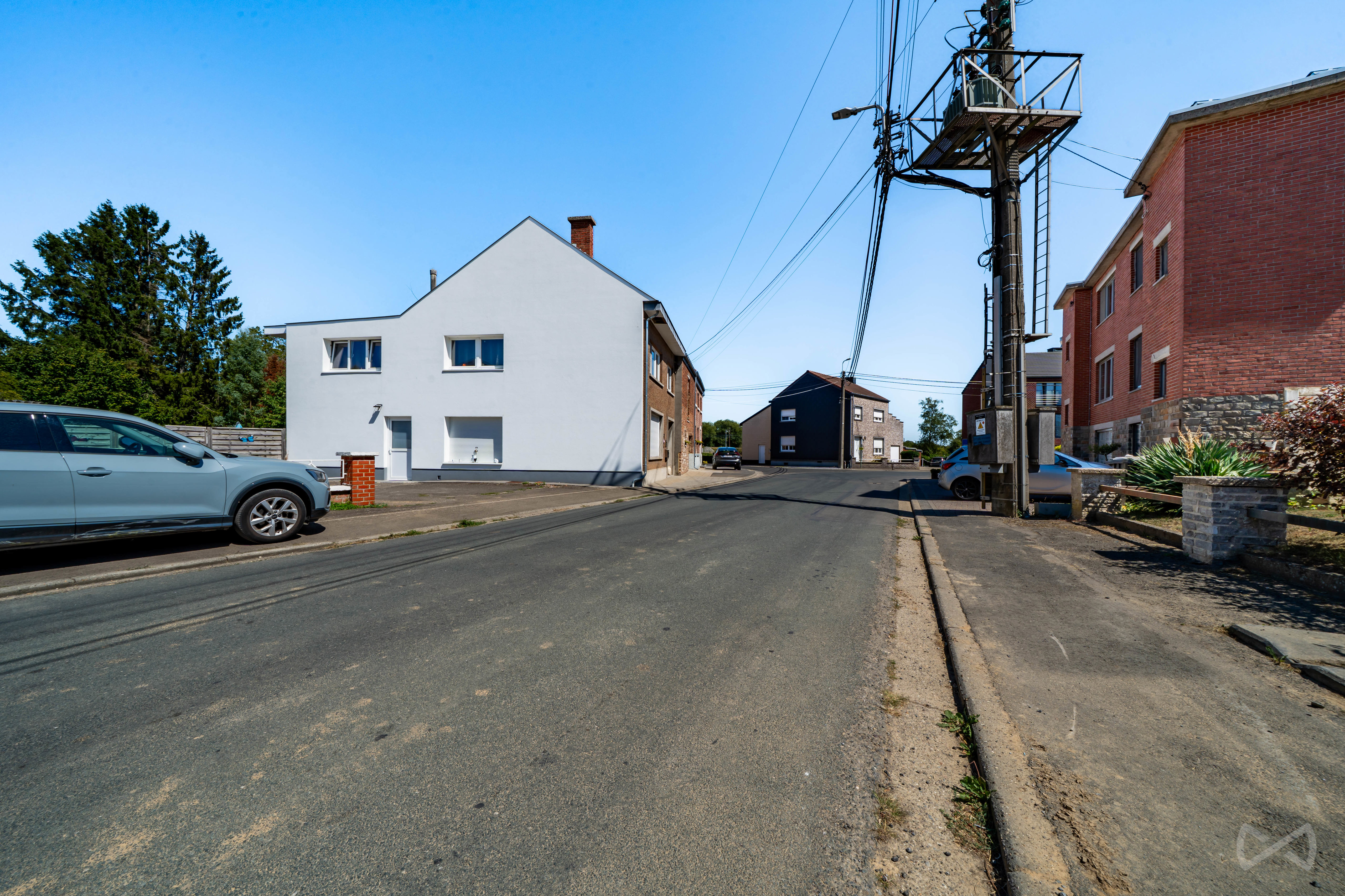 Picture 1 of 3 for Apartment block with six bedrooms in Waremme