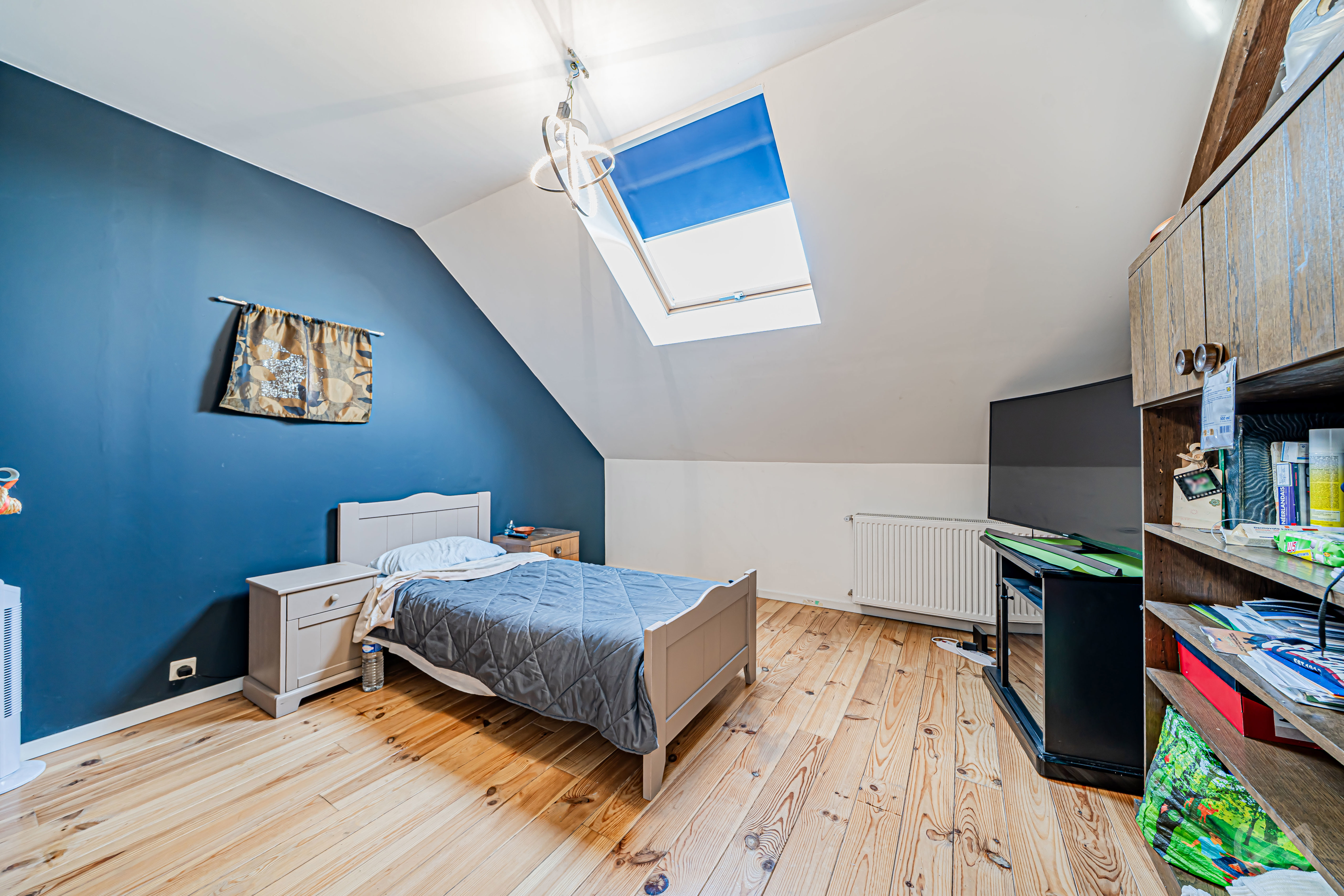 Picture 1 of 4 for House with six bedrooms in Hautrage