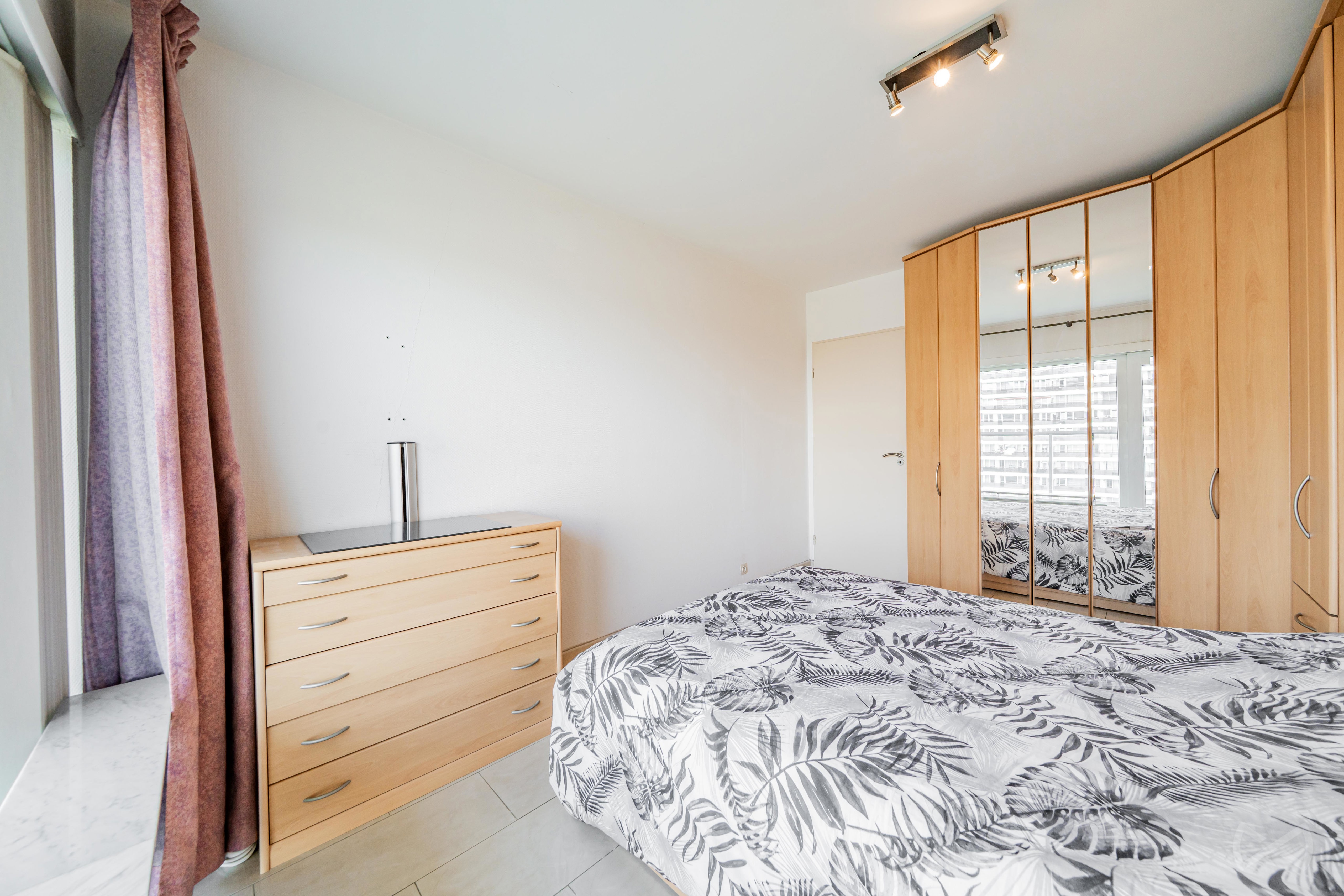 Picture 2 of 4 for Flat with three bedrooms in Jette