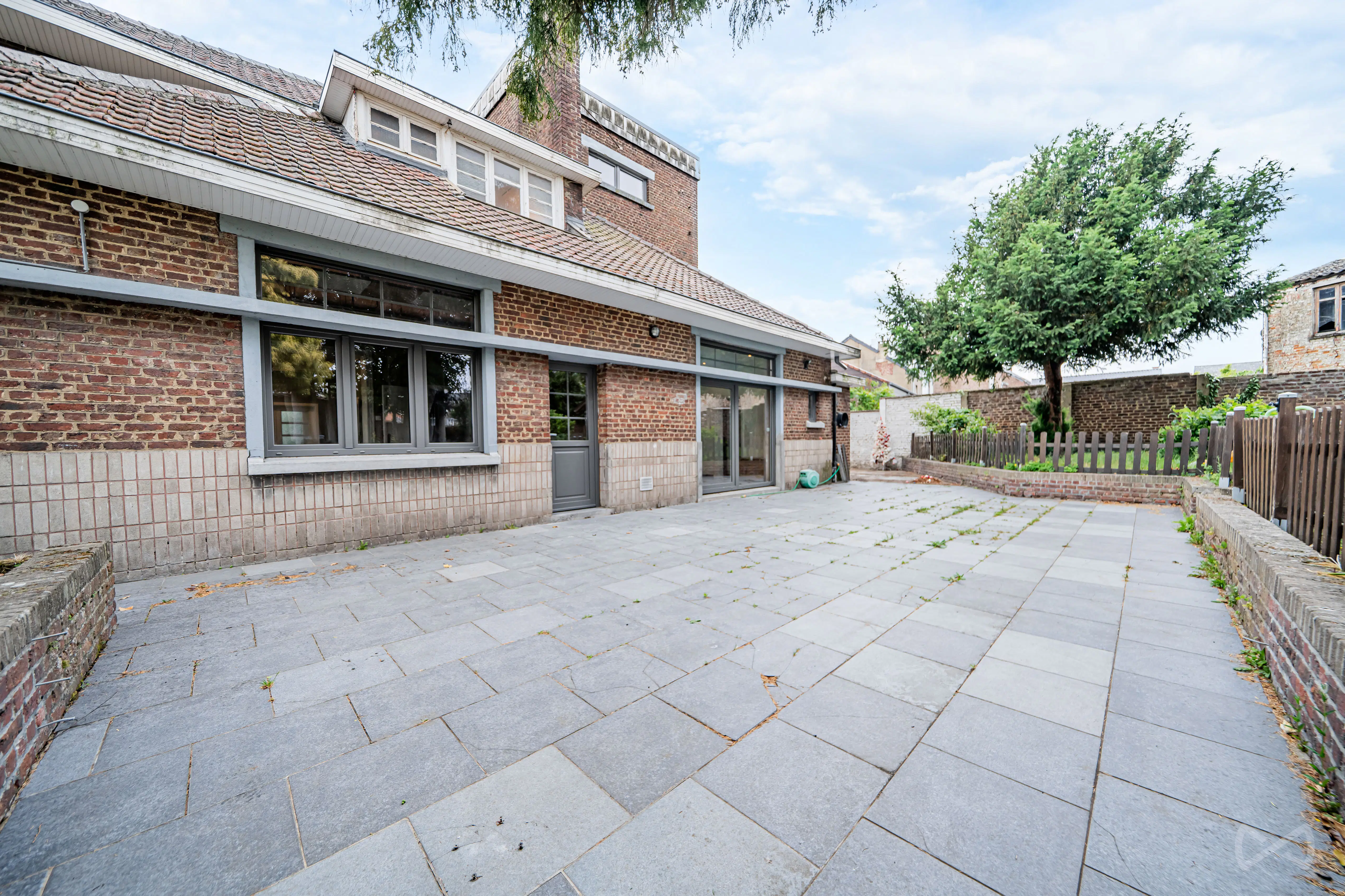 Foto 4 van 4 van Huis met vijf slaapkamers in La Louvière