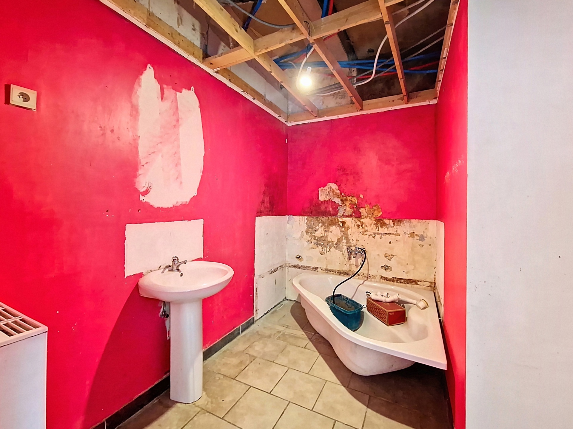 Photo 3 sur 4 pour Maison de quatre chambres à Écaussinnes