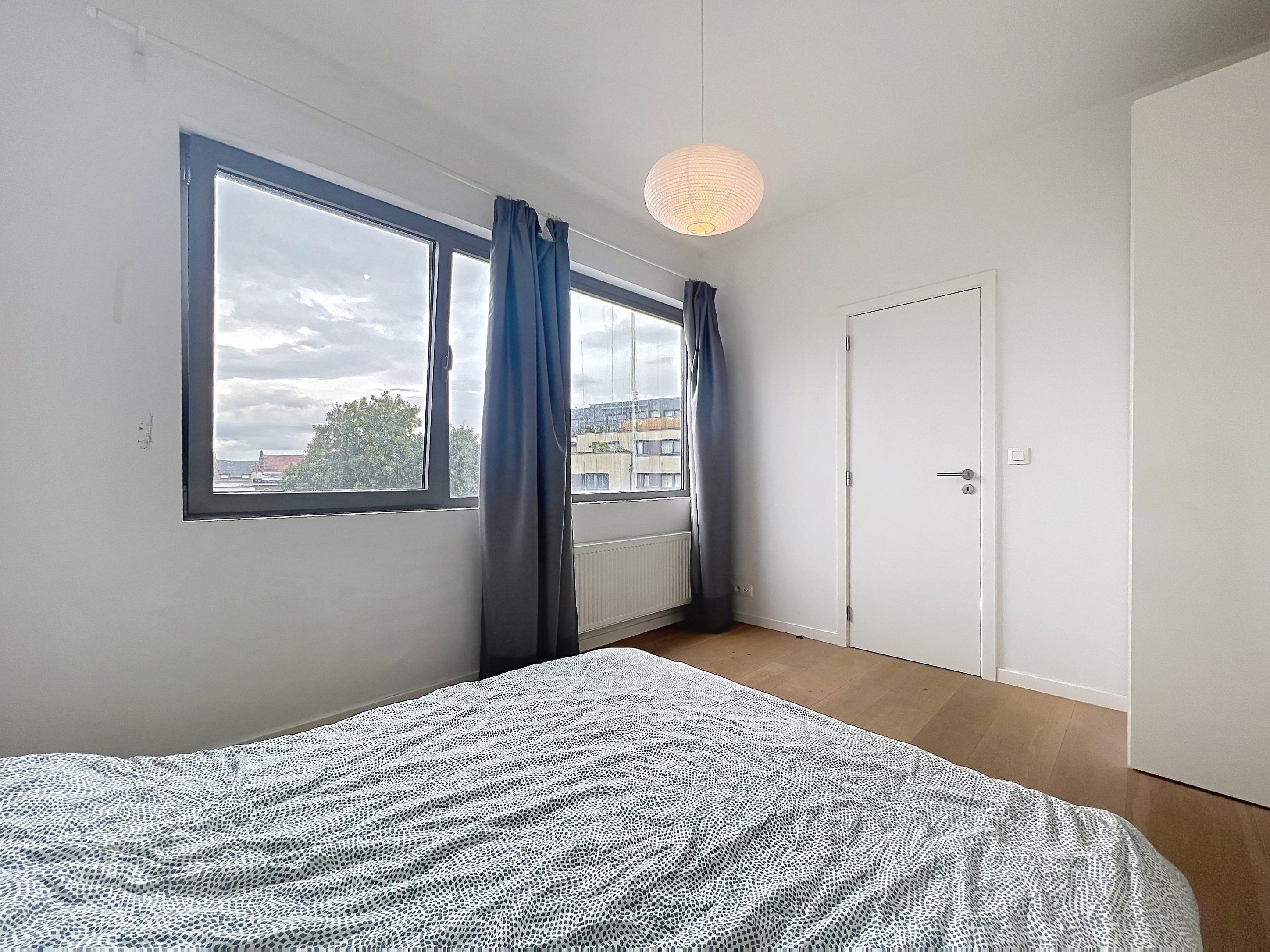 Picture 1 of 4 for Flat with three bedrooms in Schaerbeek