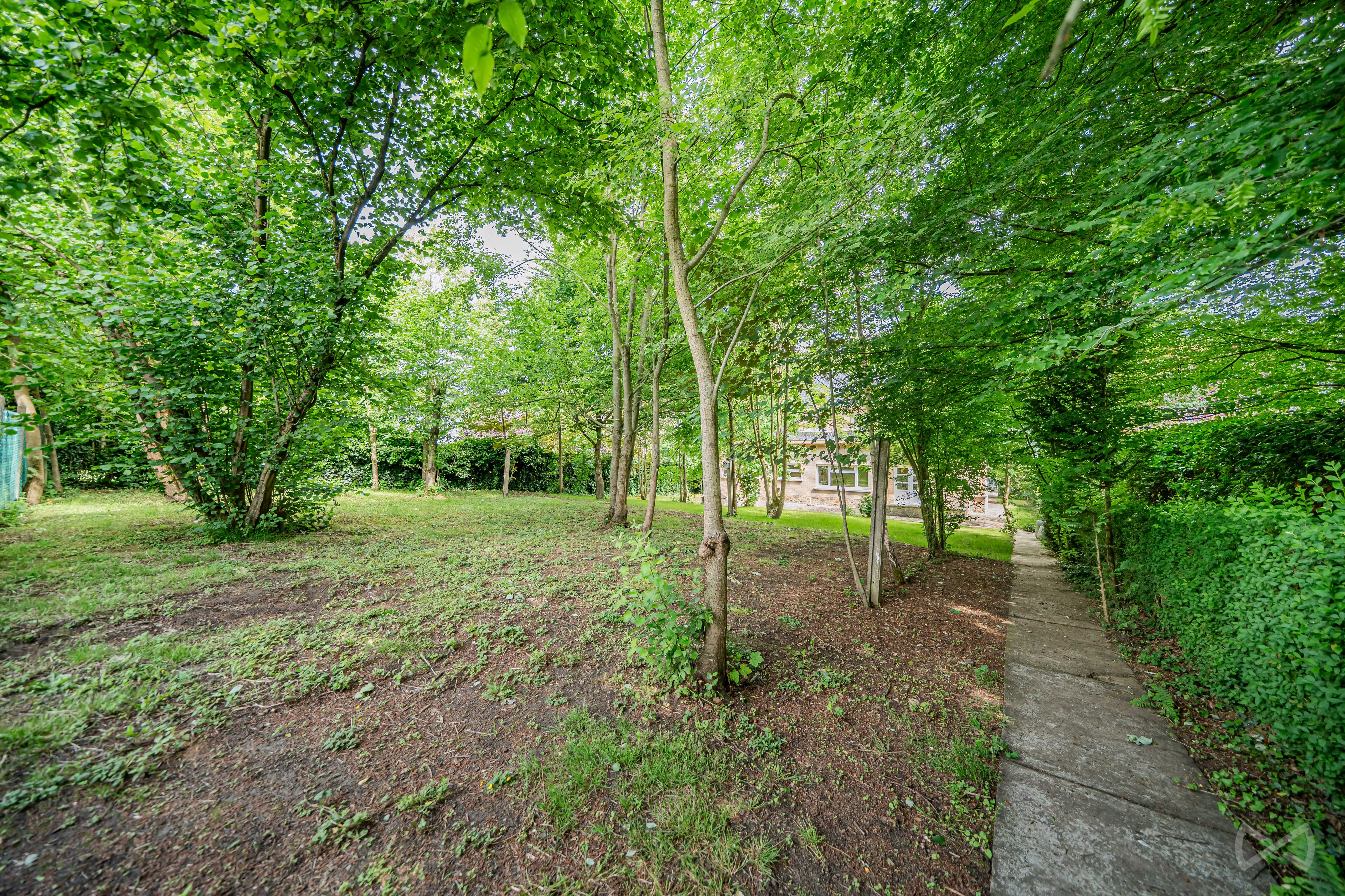 Picture 1 of 4 for Villa with four bedrooms in Tervuren