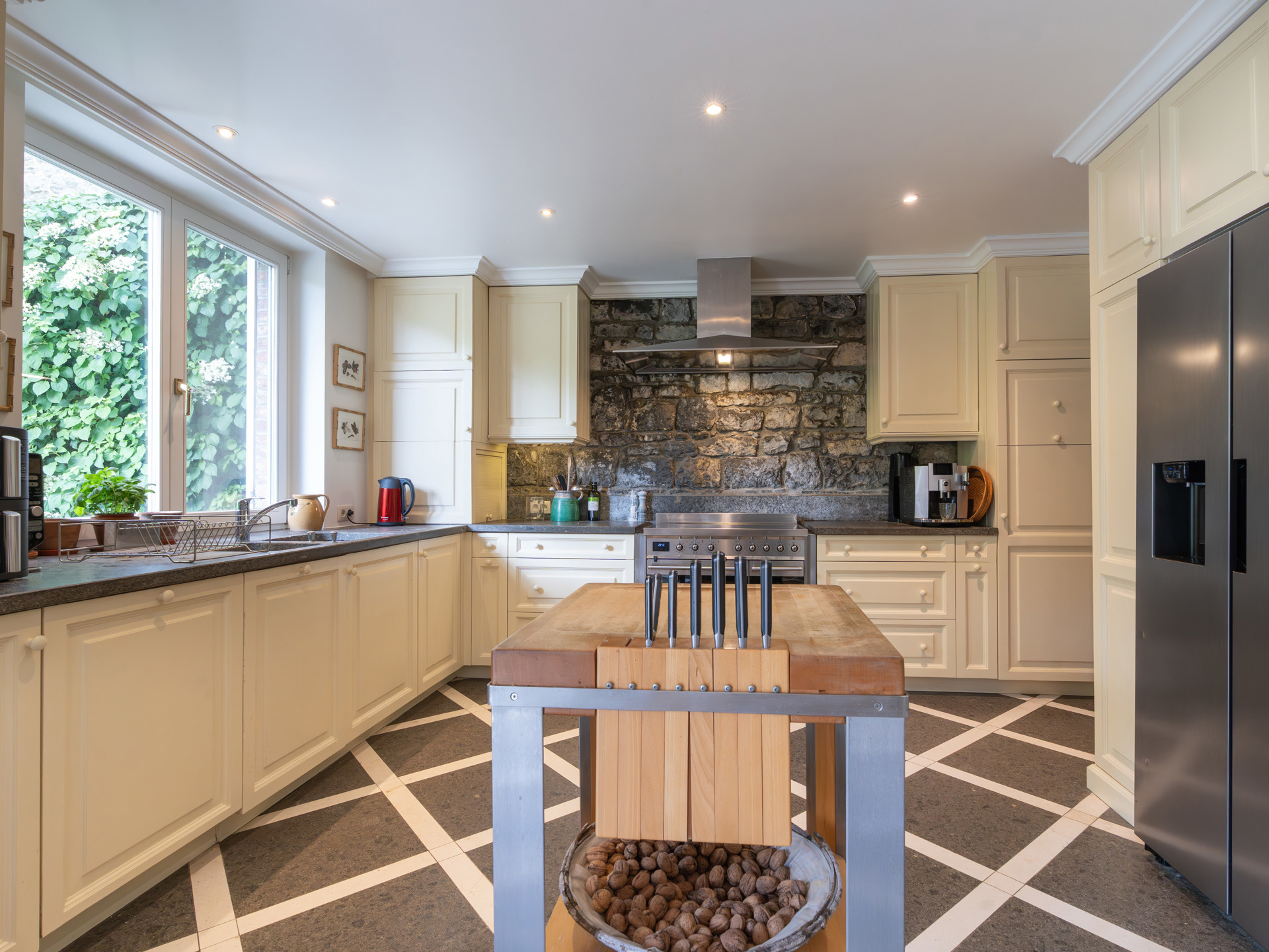 Picture 4 of 4 for Exceptional house with 12 bedrooms in Beauraing