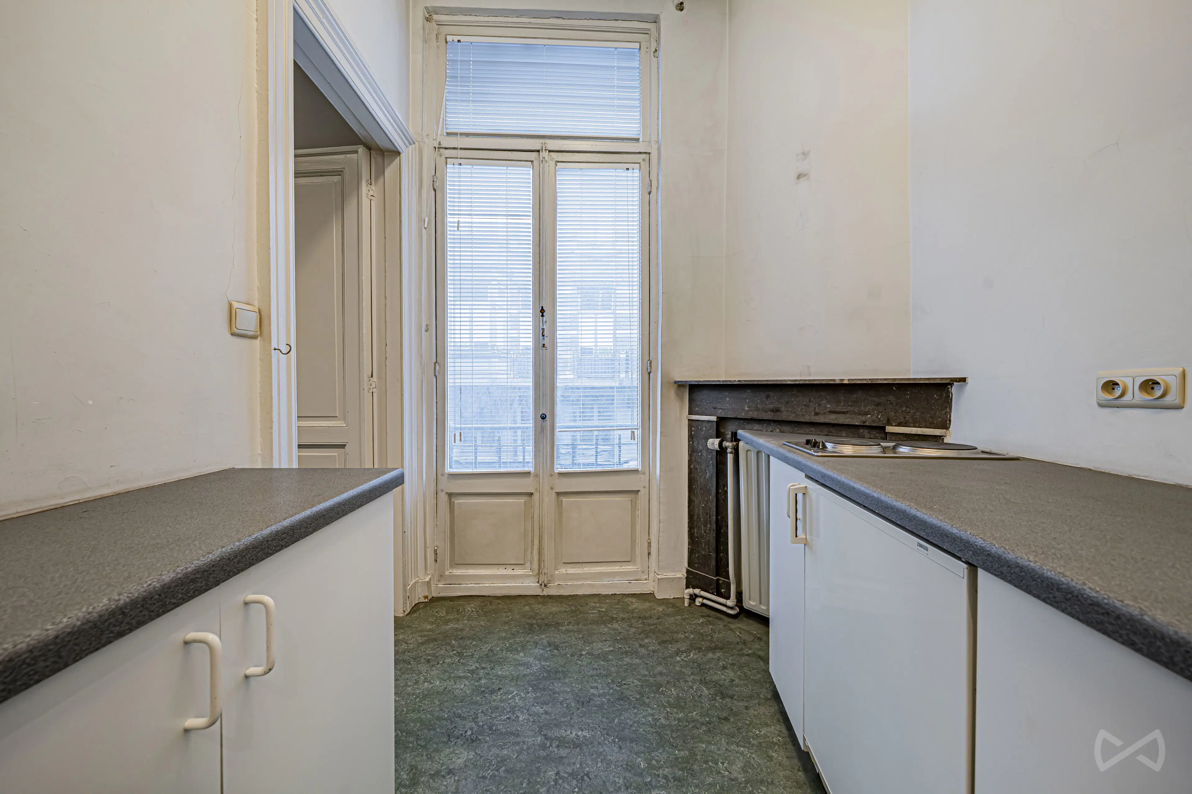 Foto 4 van 4 van Gebouw voor gemengd gebruik in Bruxelles