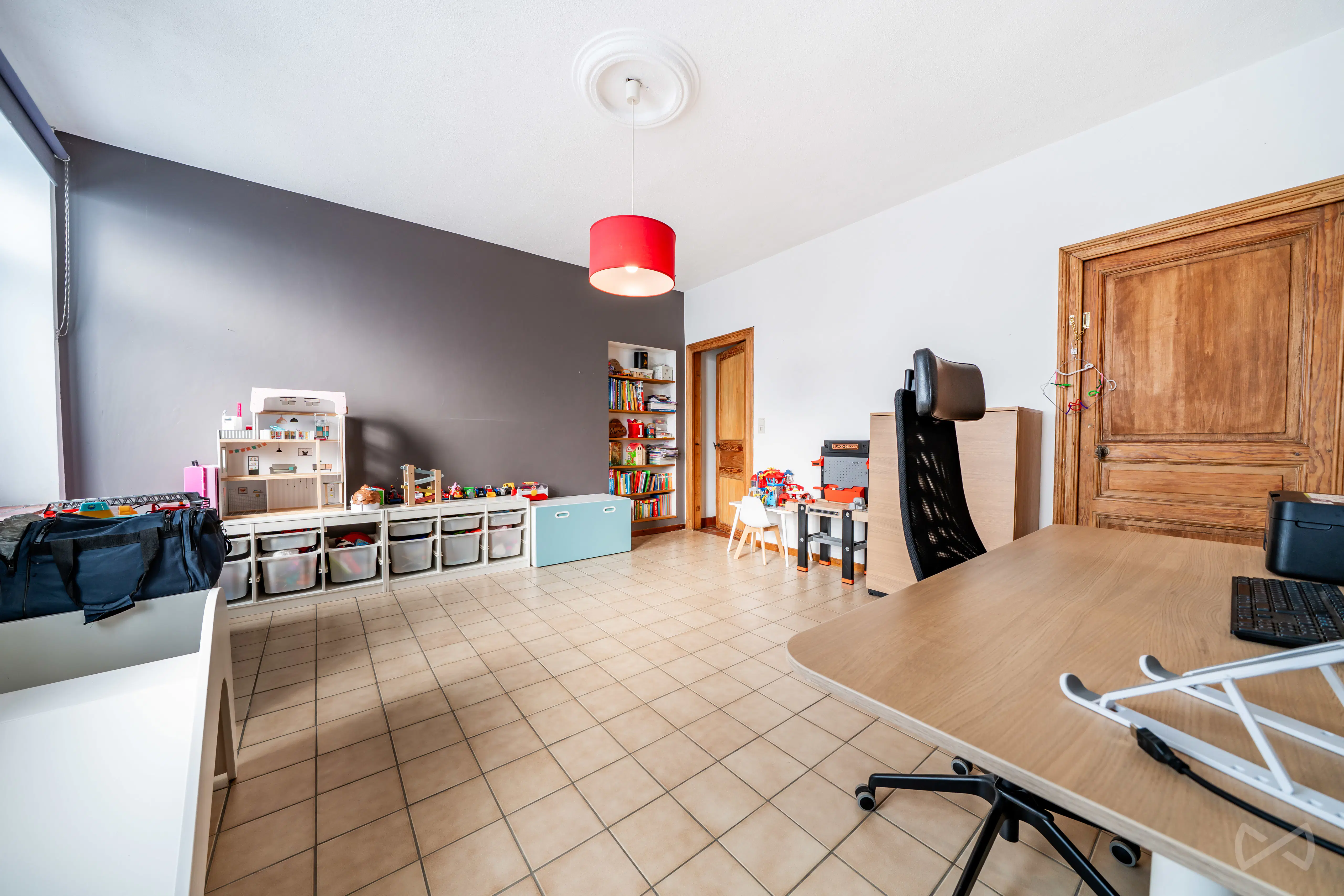 Photo 2 sur 4 pour Villa de six chambres à Morialmé