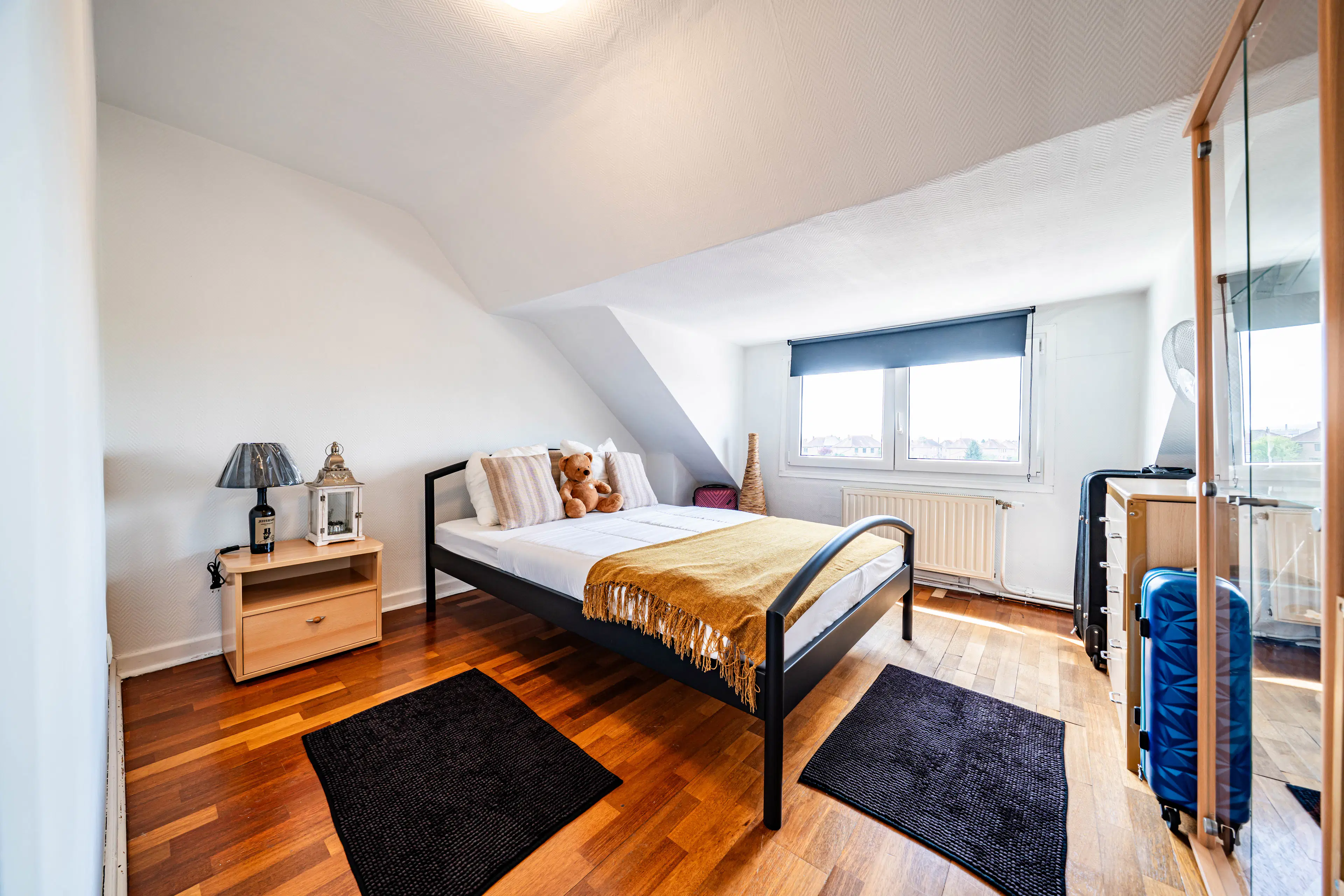 Photo 2 sur 4 pour Immeuble mixte de cinq chambres à Tertre