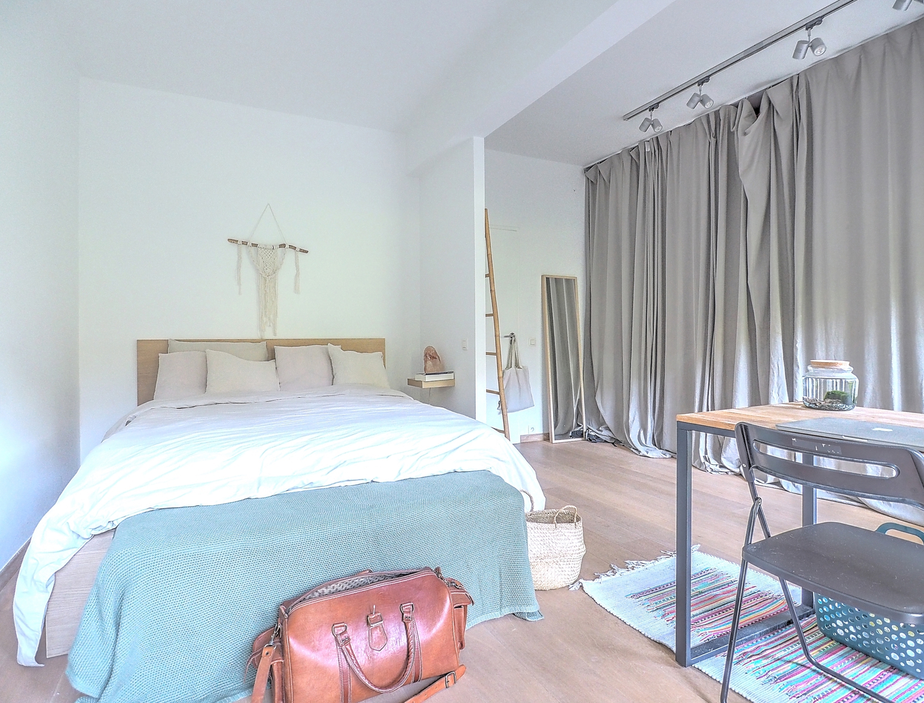Picture 1 of 4 for Ground floor with three bedrooms in Uccle