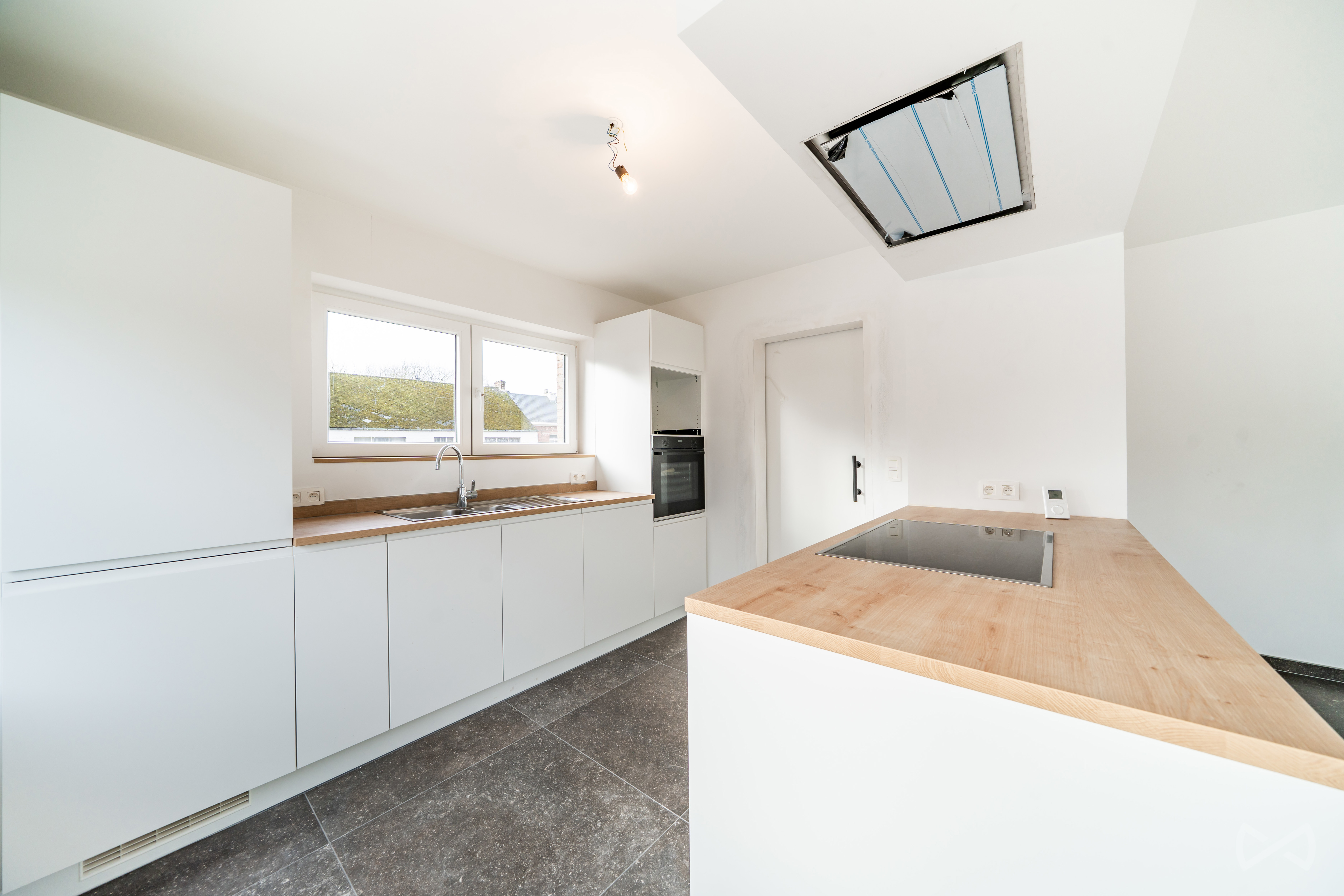 Picture 4 of 4 for Flat with three bedrooms in Orp-jauche