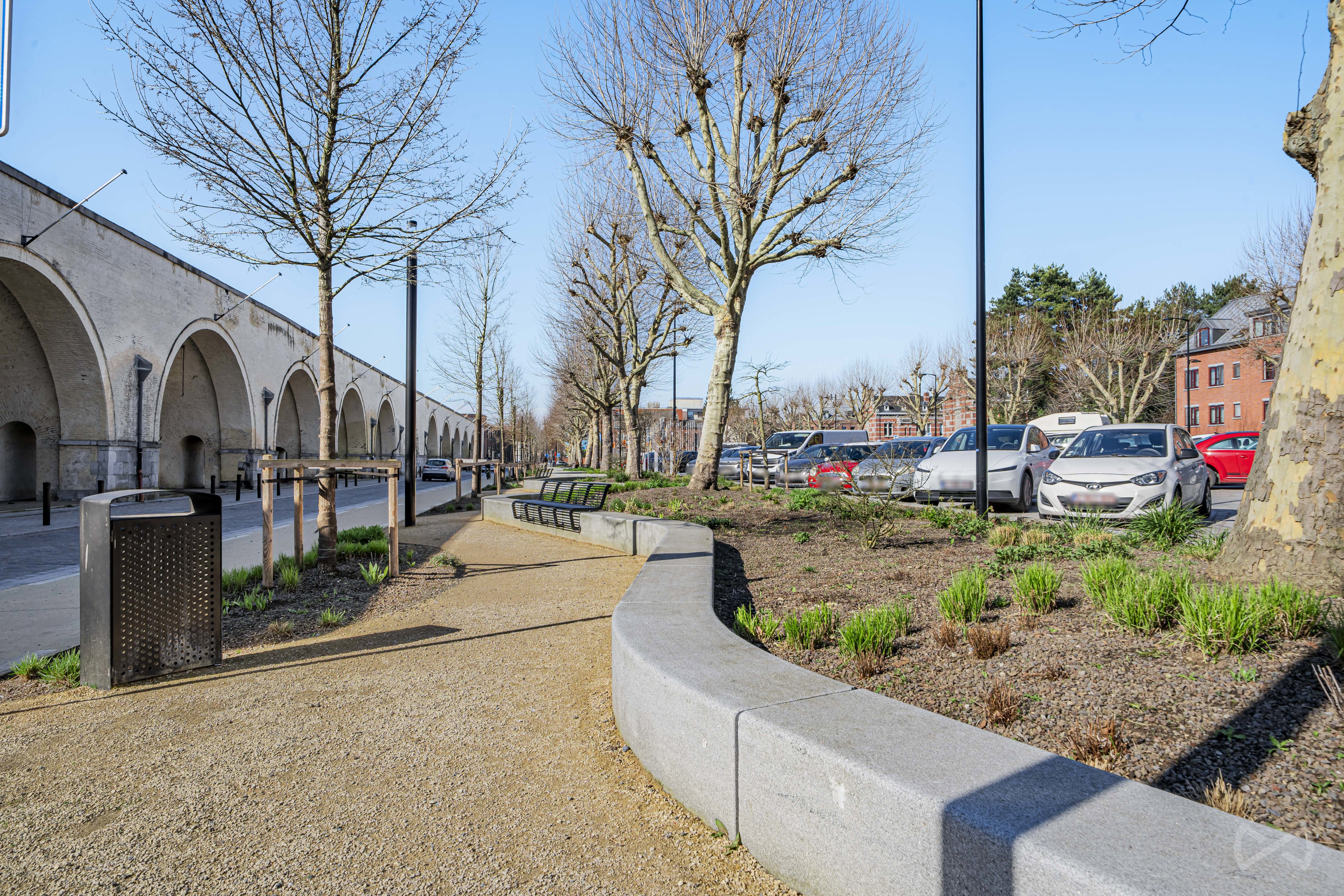 Picture 1 of 1 for Multi-purpose building in Mons