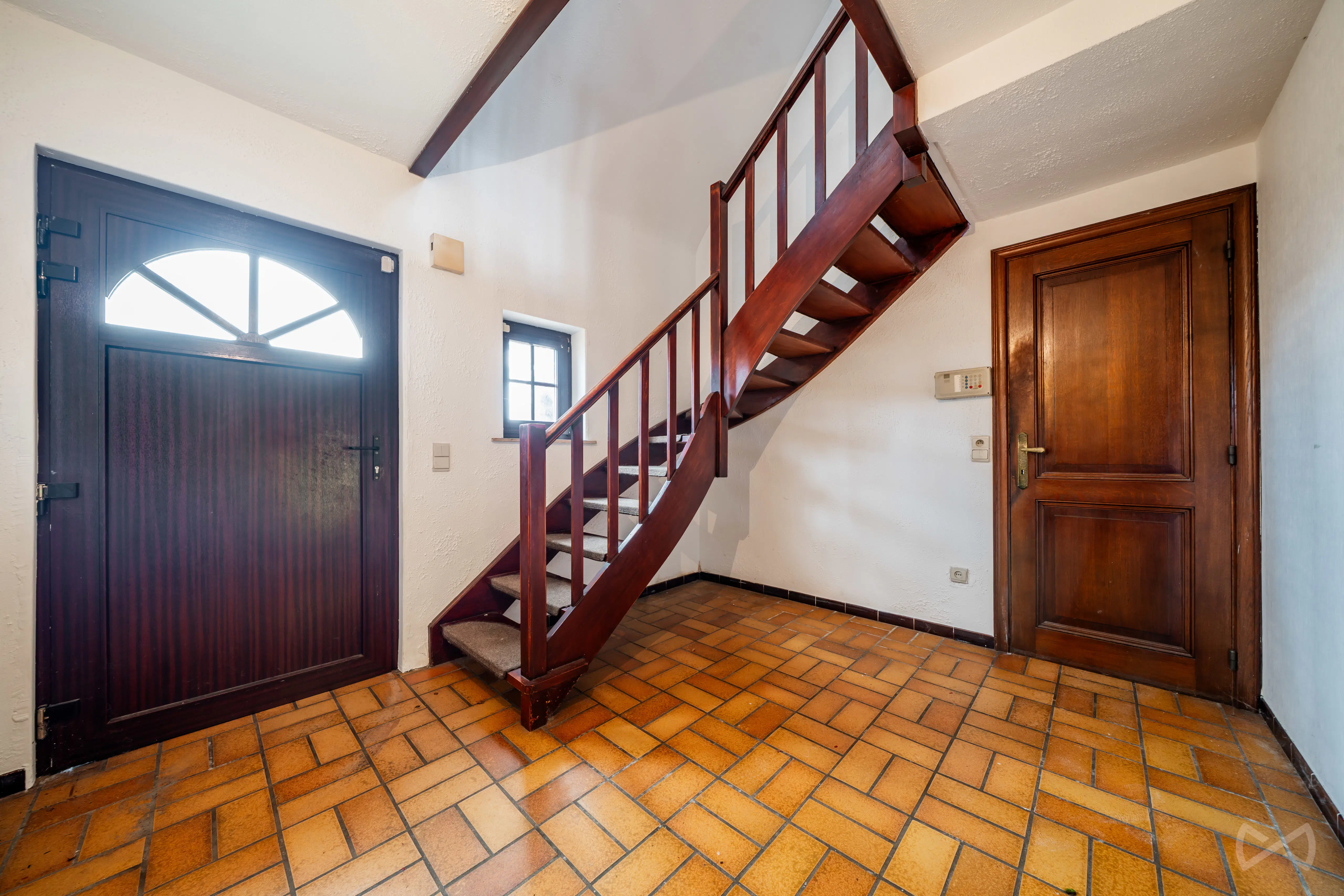 Picture 1 of 4 for Villa with three bedrooms in Hennuyères