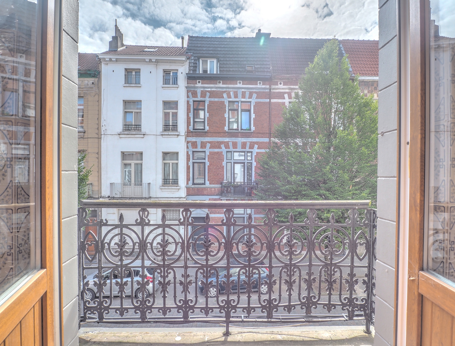 Picture 1 of 4 for Apartment block with five bedrooms in Molenbeek-Saint-Jean