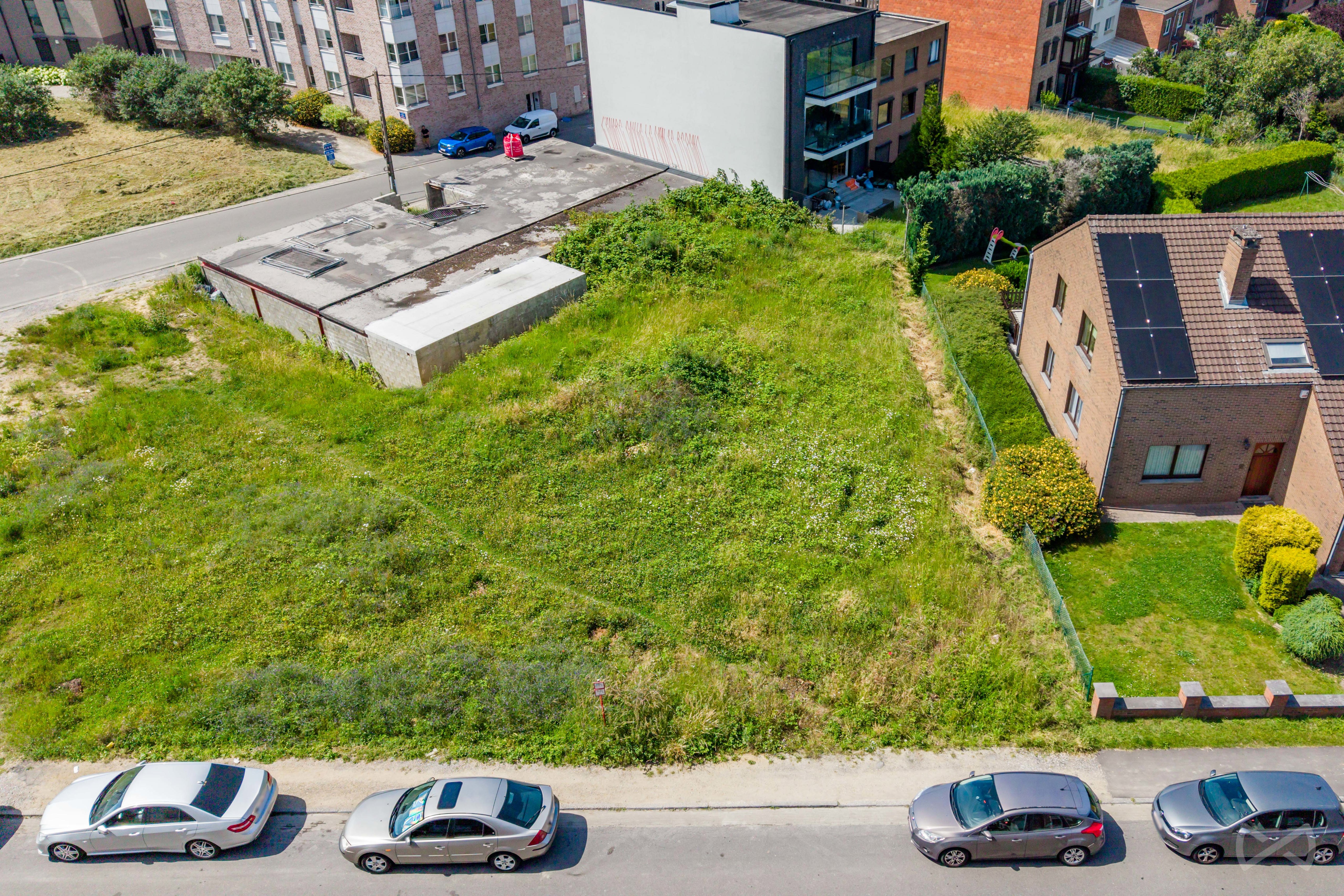 Picture 1 of 4 for Ground in Marcinelle