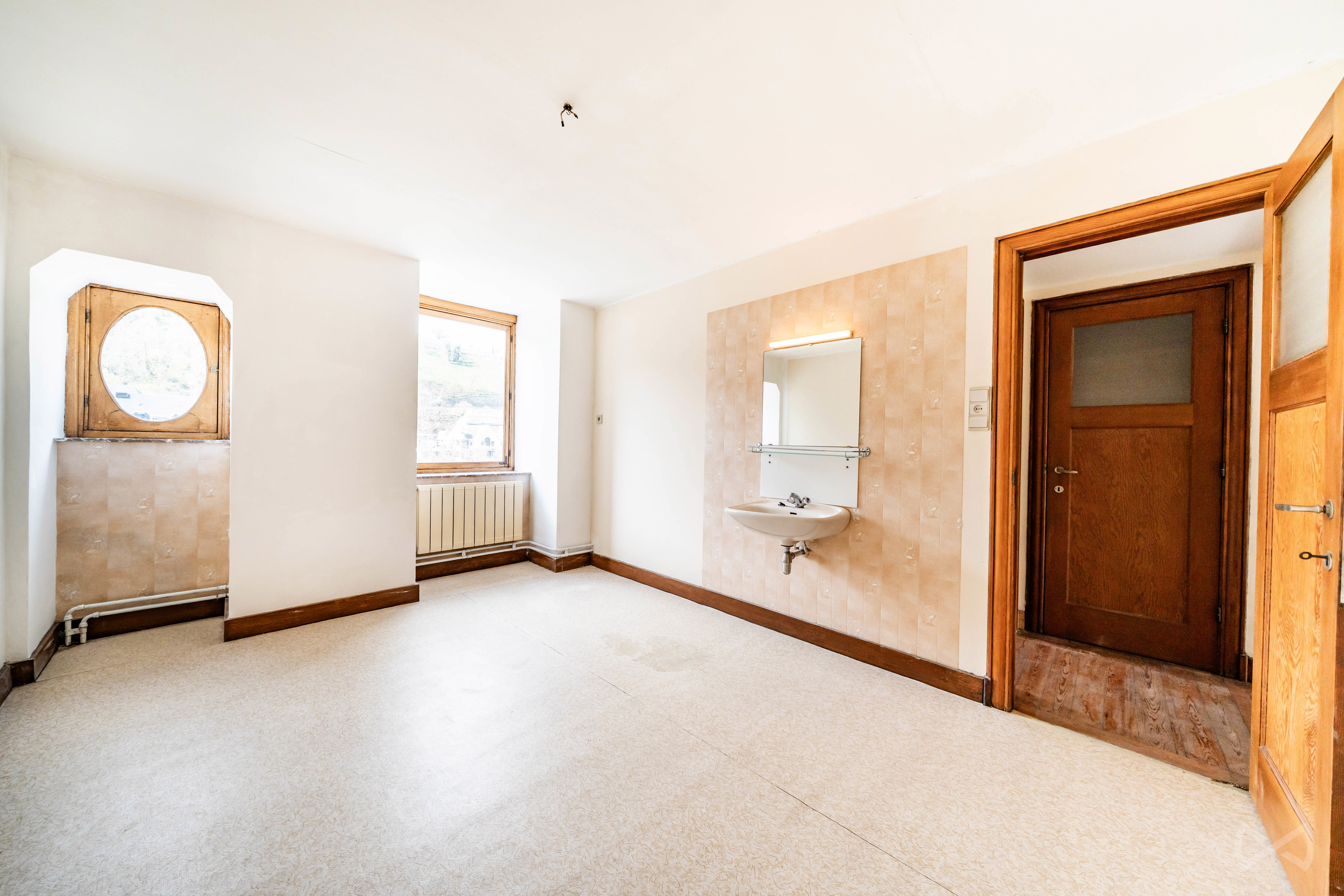 Photo 3 sur 4 pour Villa de quatre chambres à Jambes