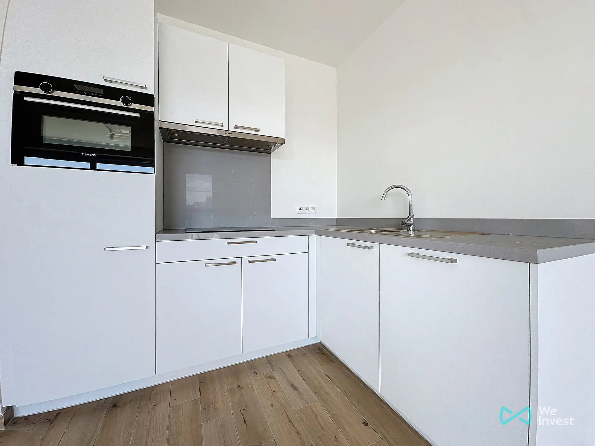 Picture 1 of 3 for Studio in Schaerbeek