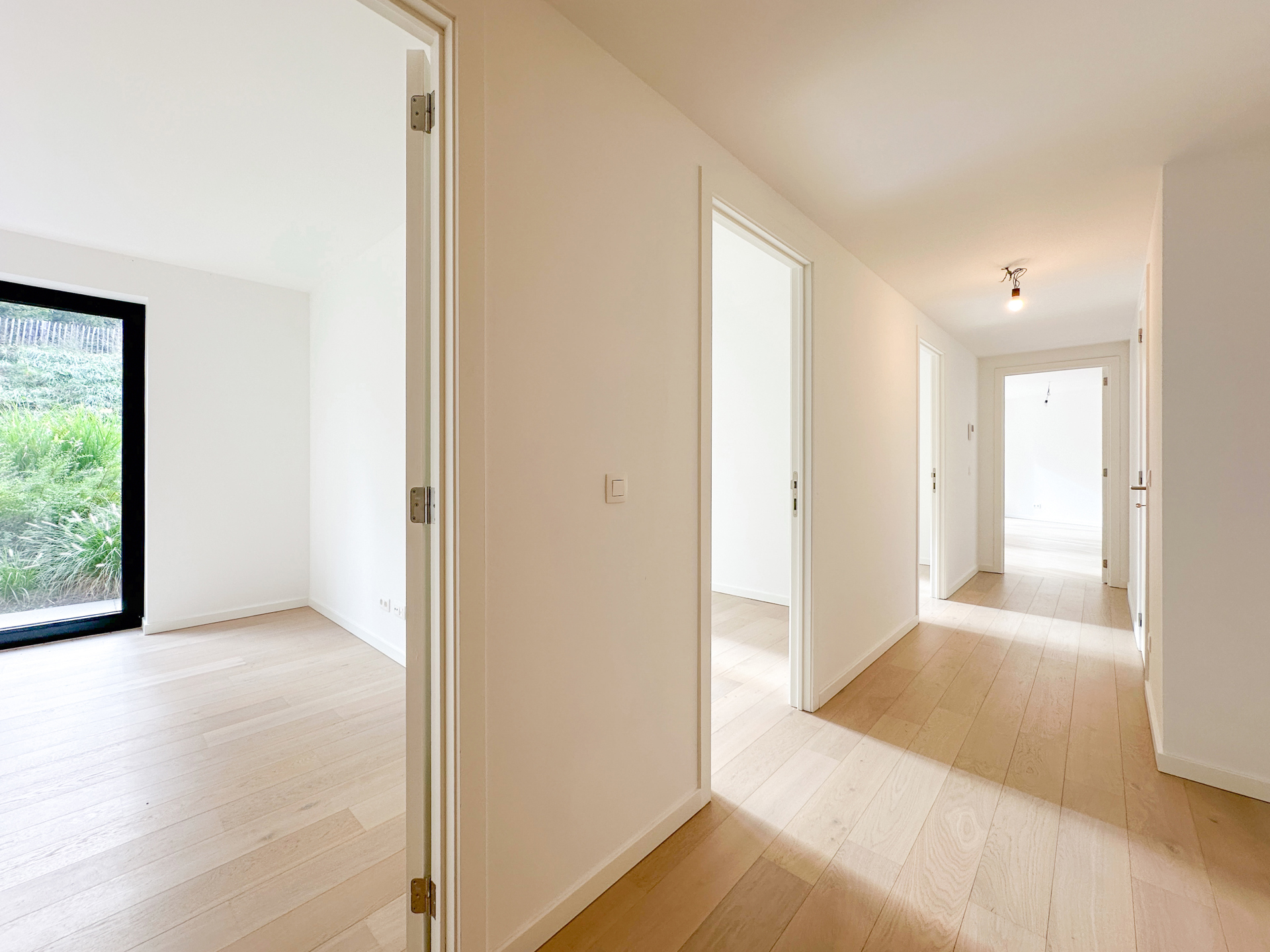 Photo 4 sur 4 pour Rez-de-chaussée de trois chambres à Ukkel