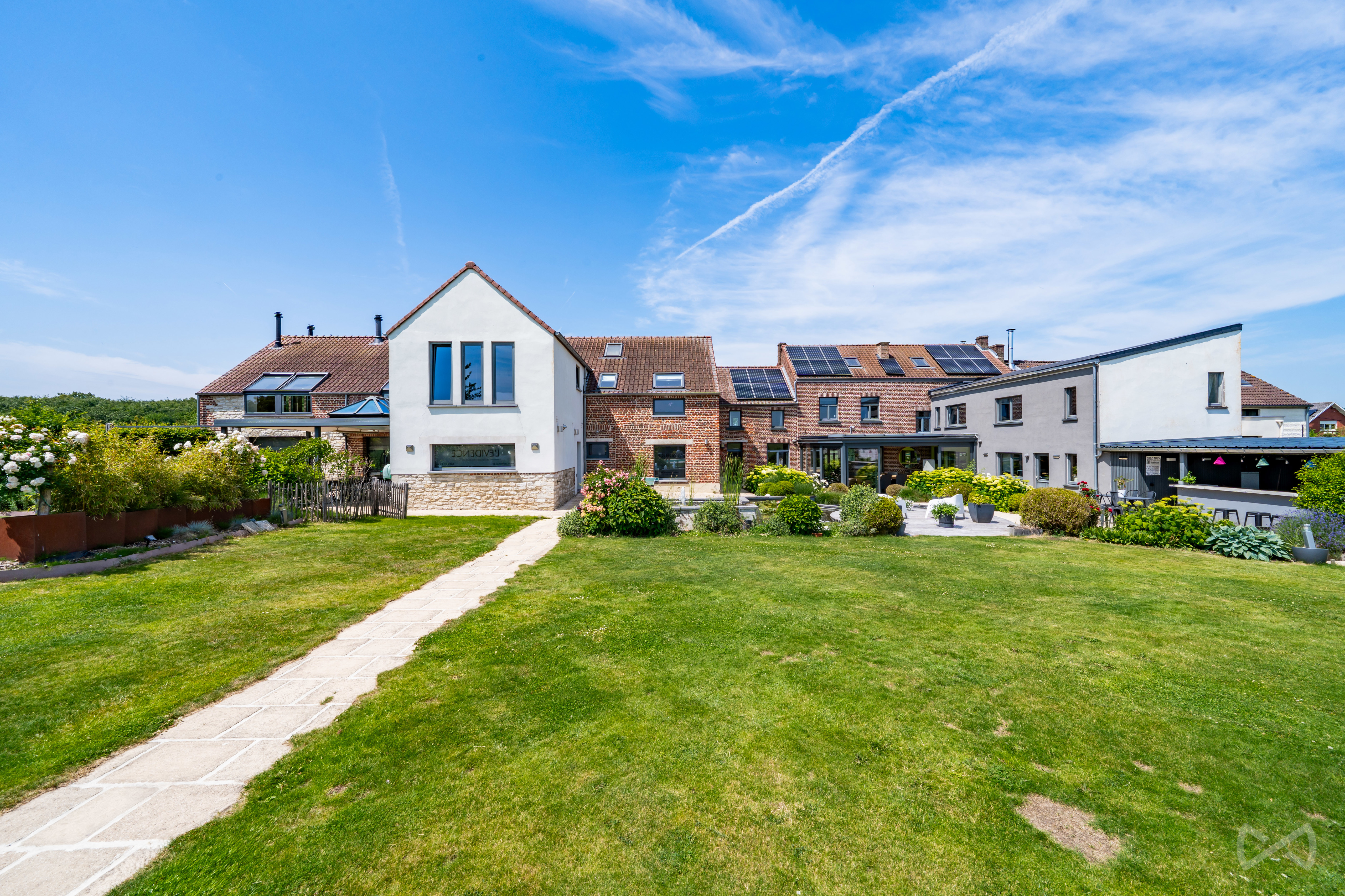Picture 1 of 4 for Exceptional house with six bedrooms in Jodoigne Mélin